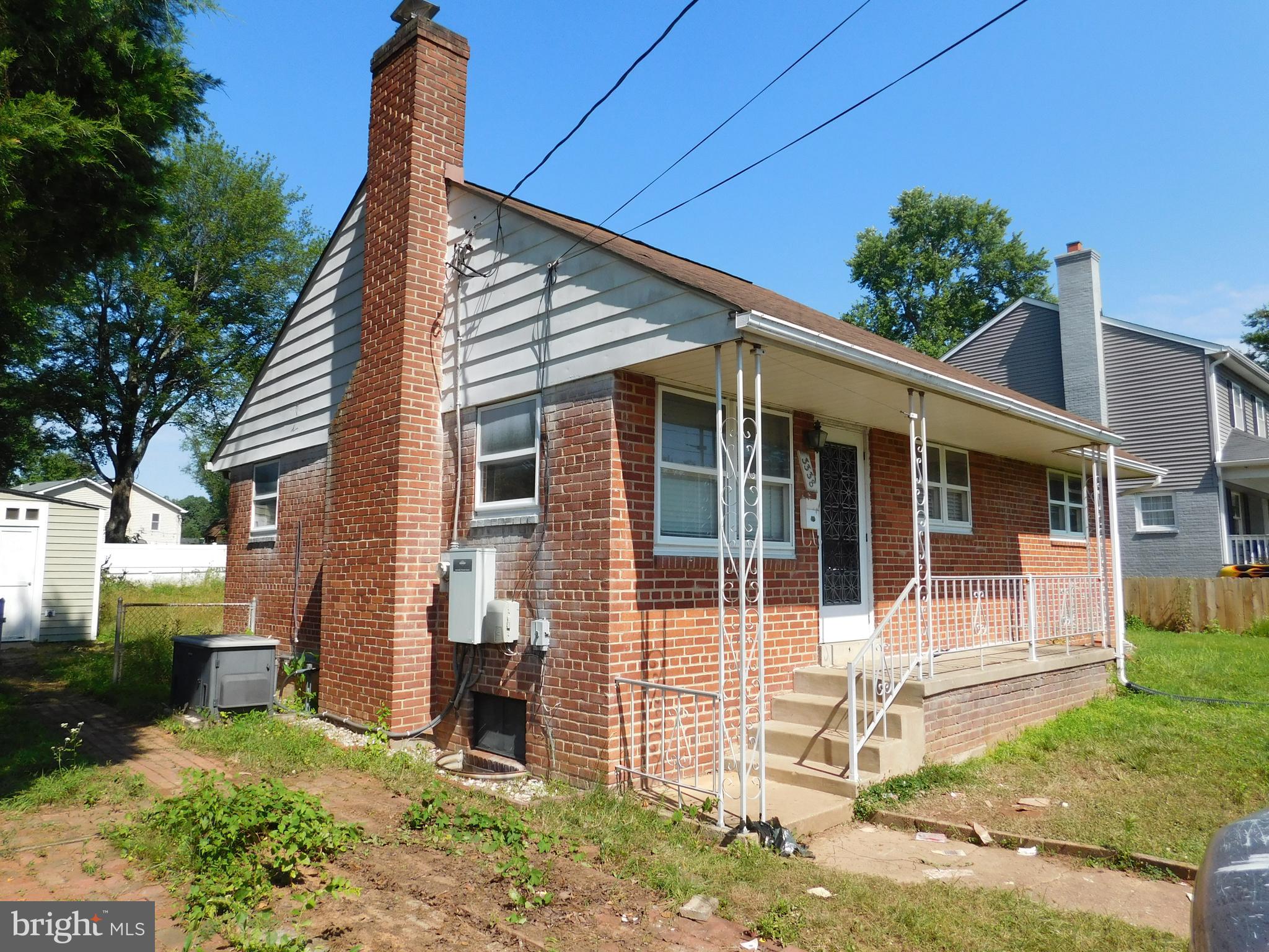 BROYHILL PARK - Residential