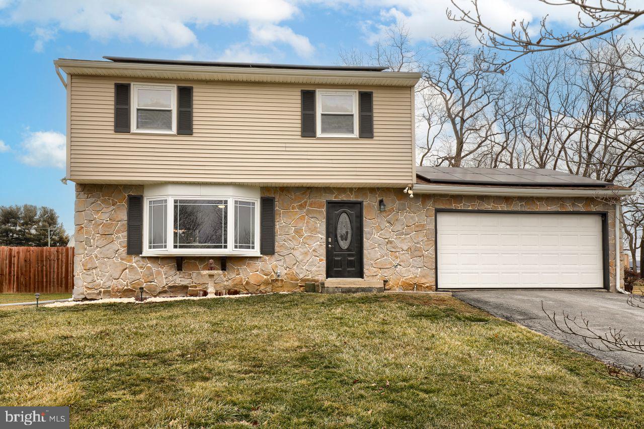 MANHEIM CENTRAL - Residential