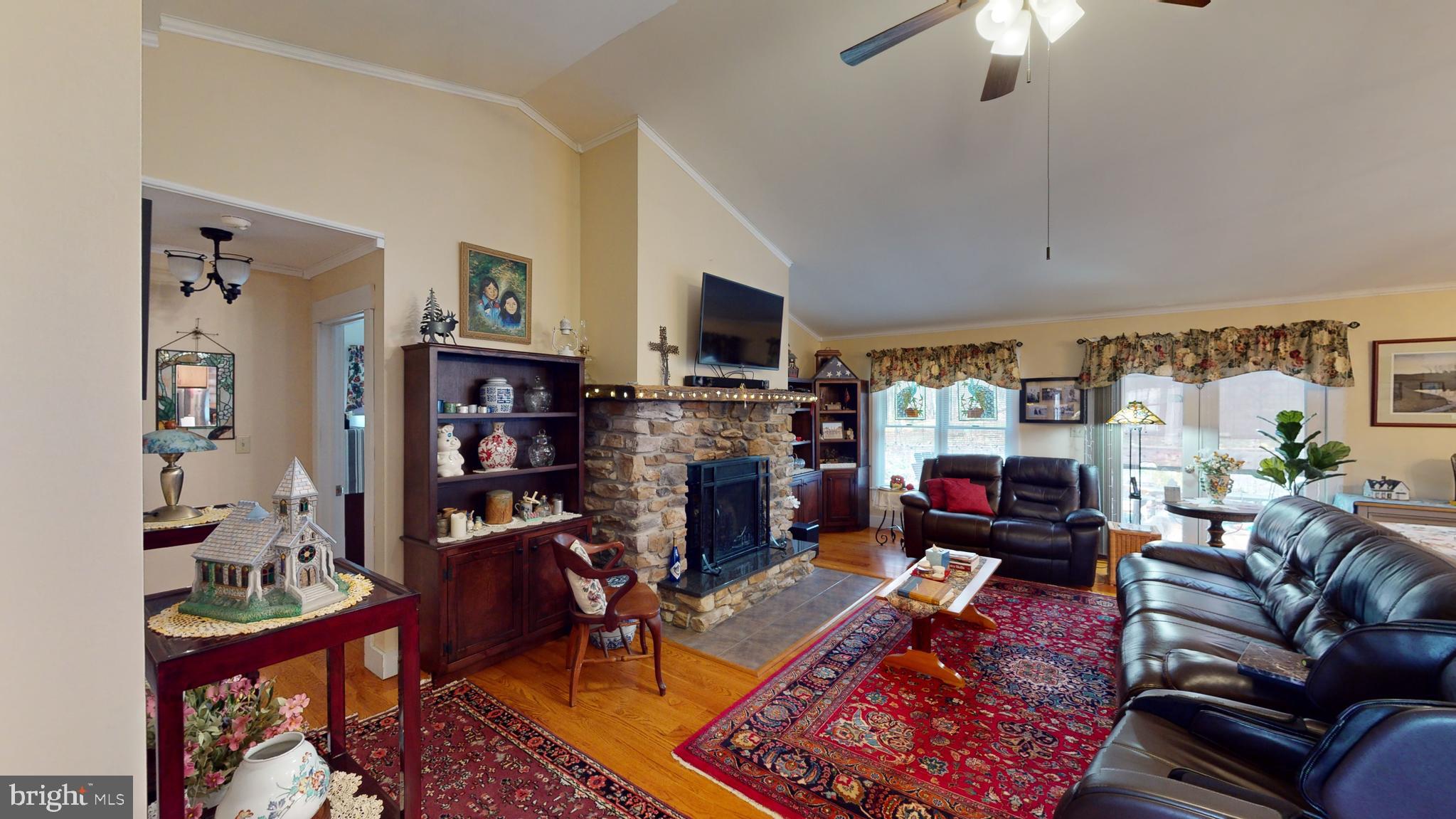 MEADOW HILLS - Residential