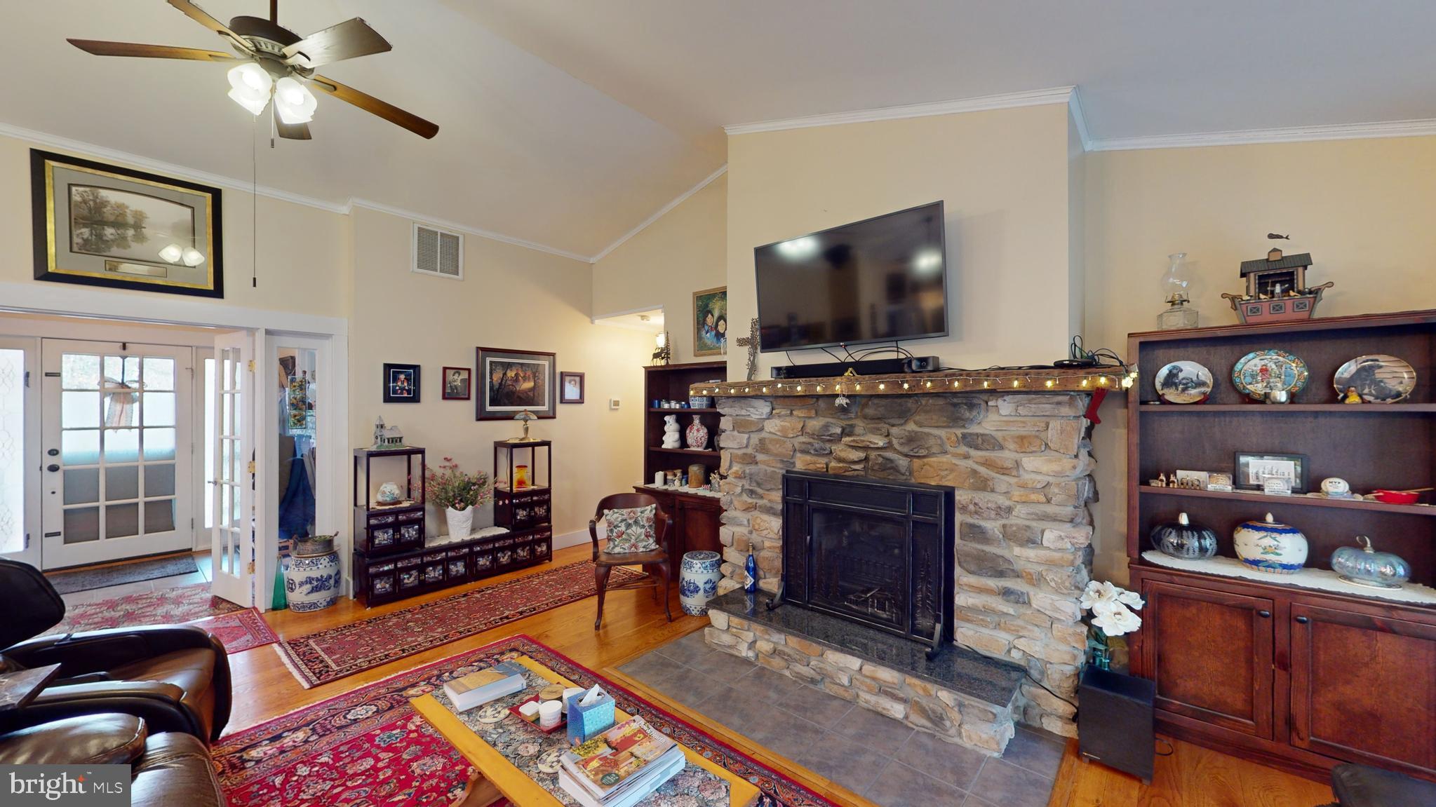 MEADOW HILLS - Residential