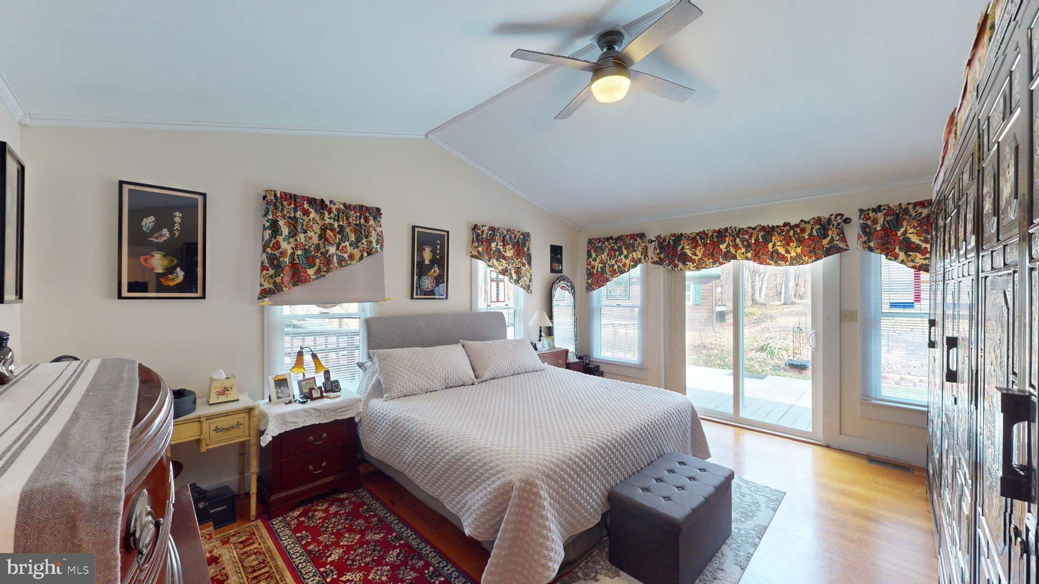 MEADOW HILLS - Residential