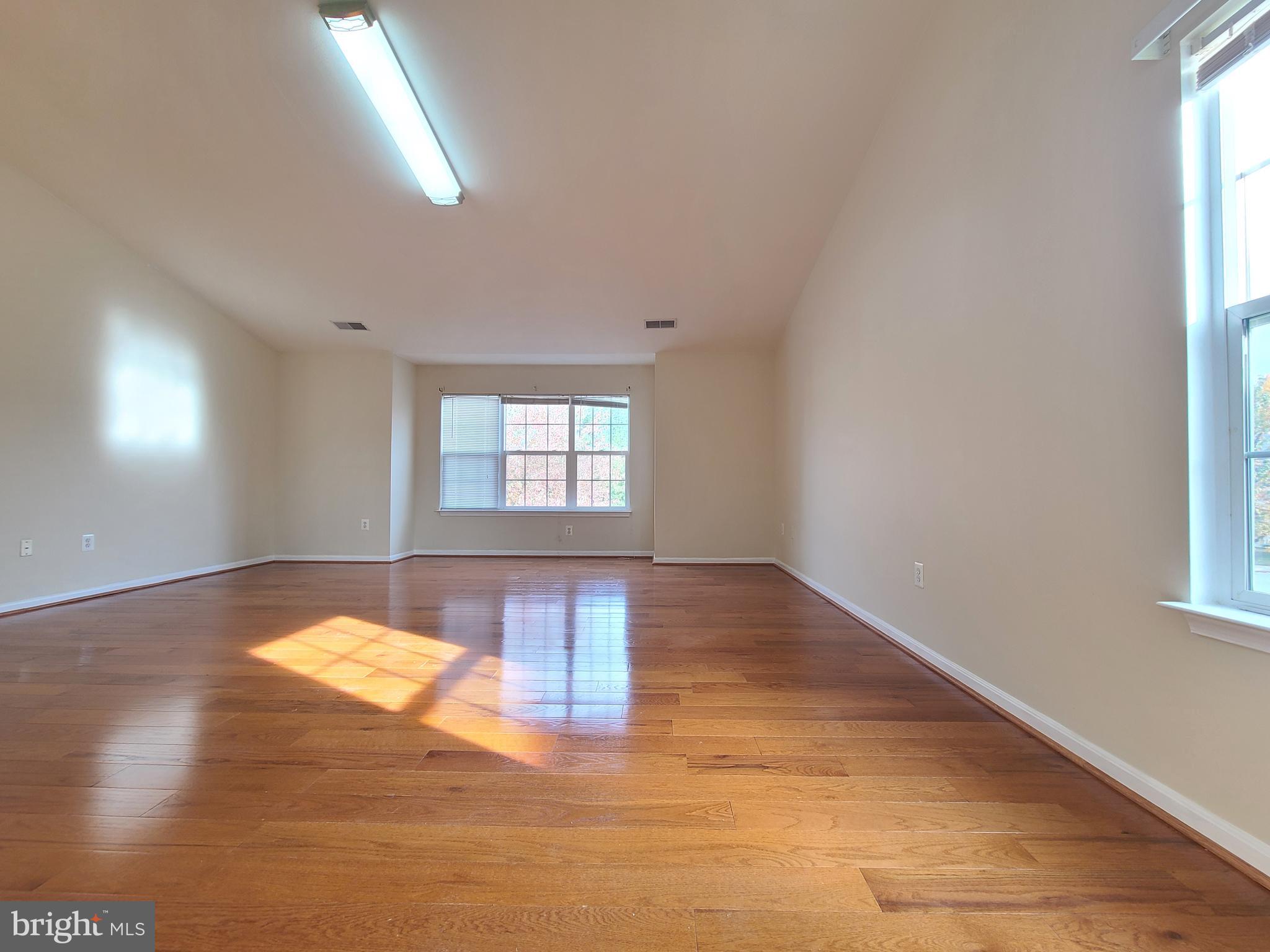KERILL WOODS - Residential