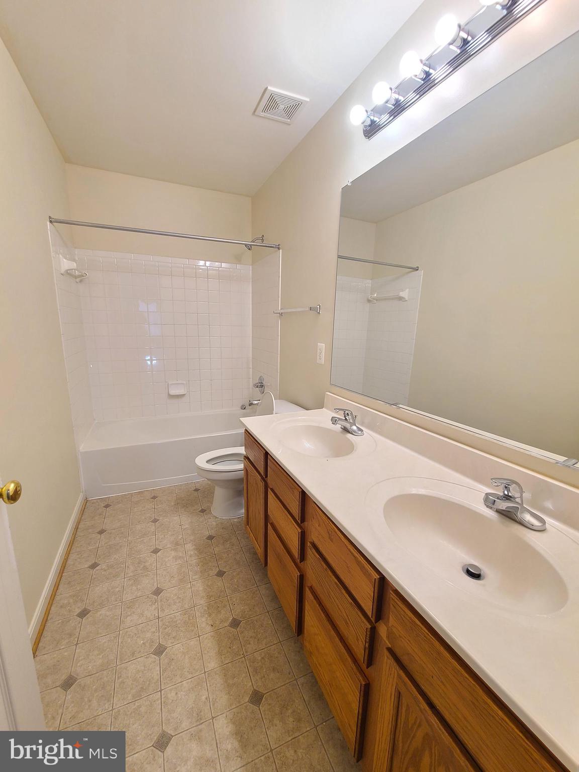 KERILL WOODS - Residential