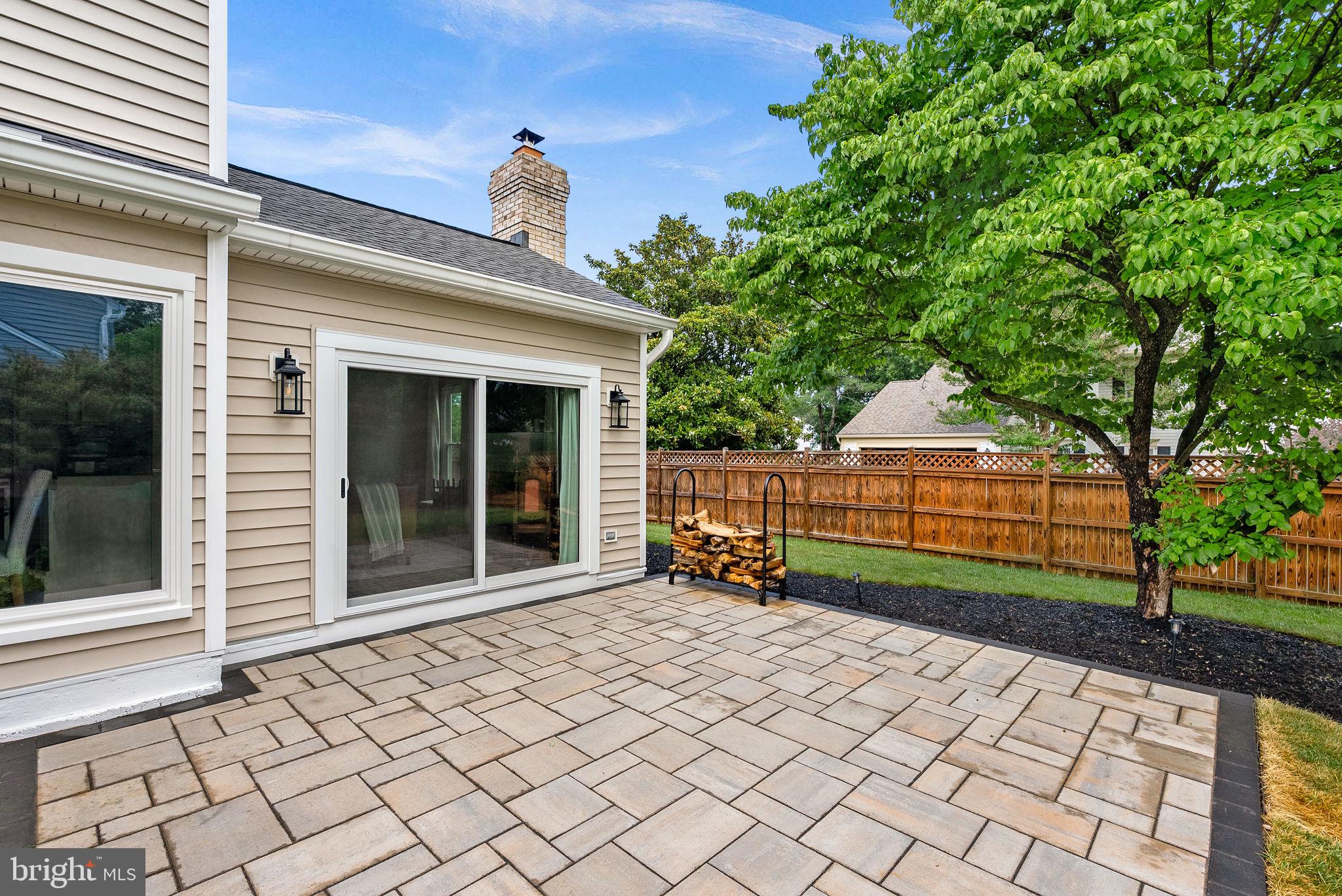 DRANESVILLE ESTATES - Residential