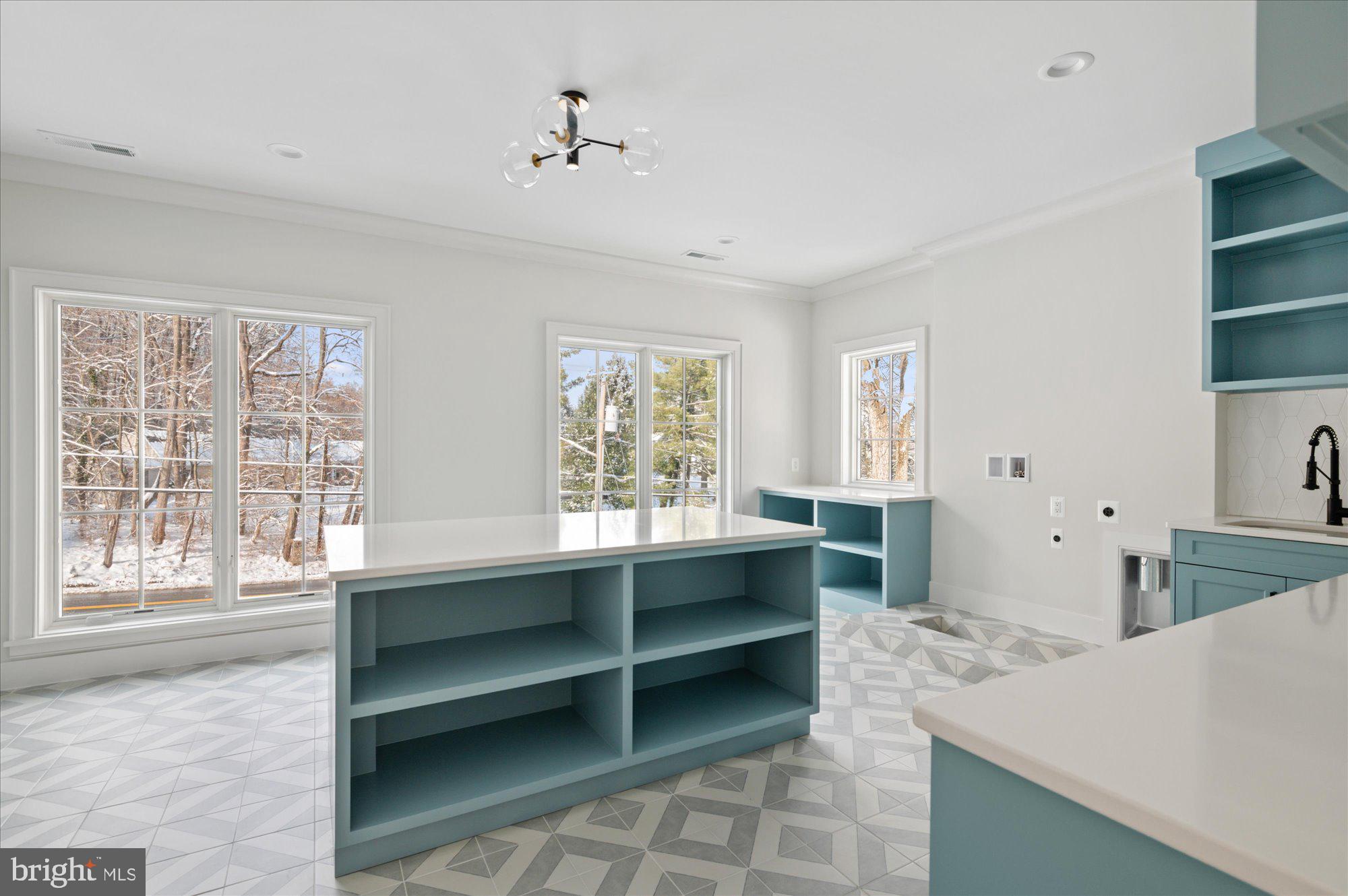 WOODHAVEN - Residential