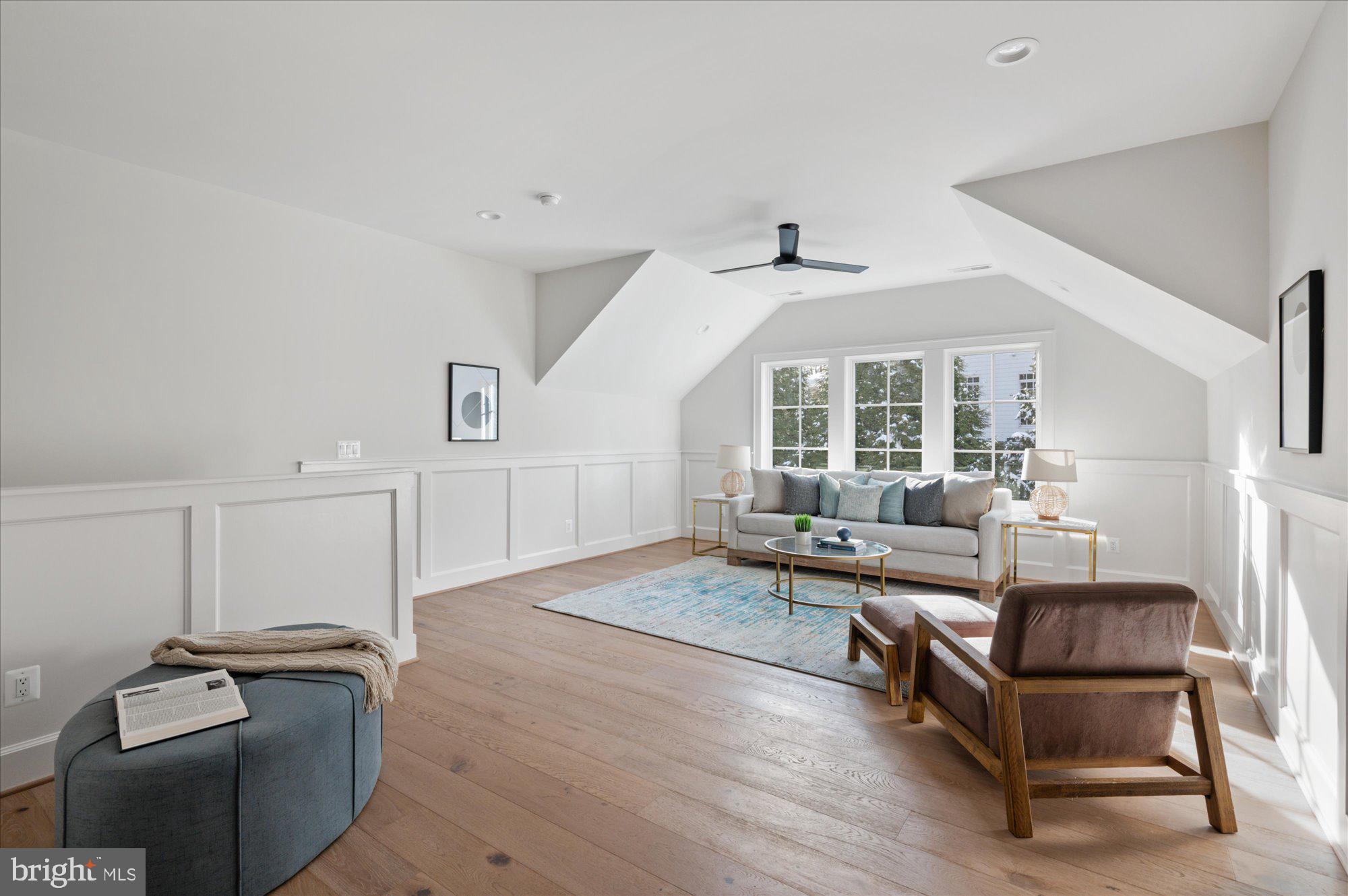 WOODHAVEN - Residential