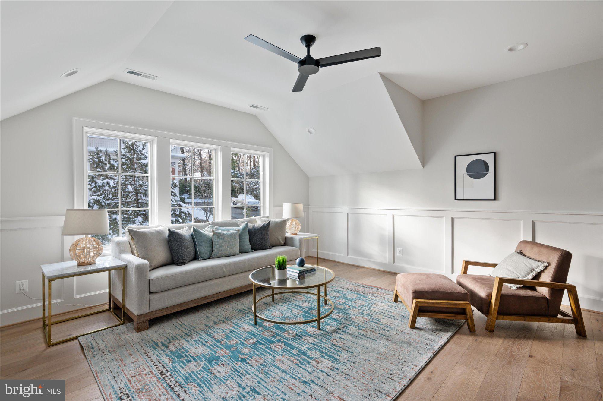 WOODHAVEN - Residential