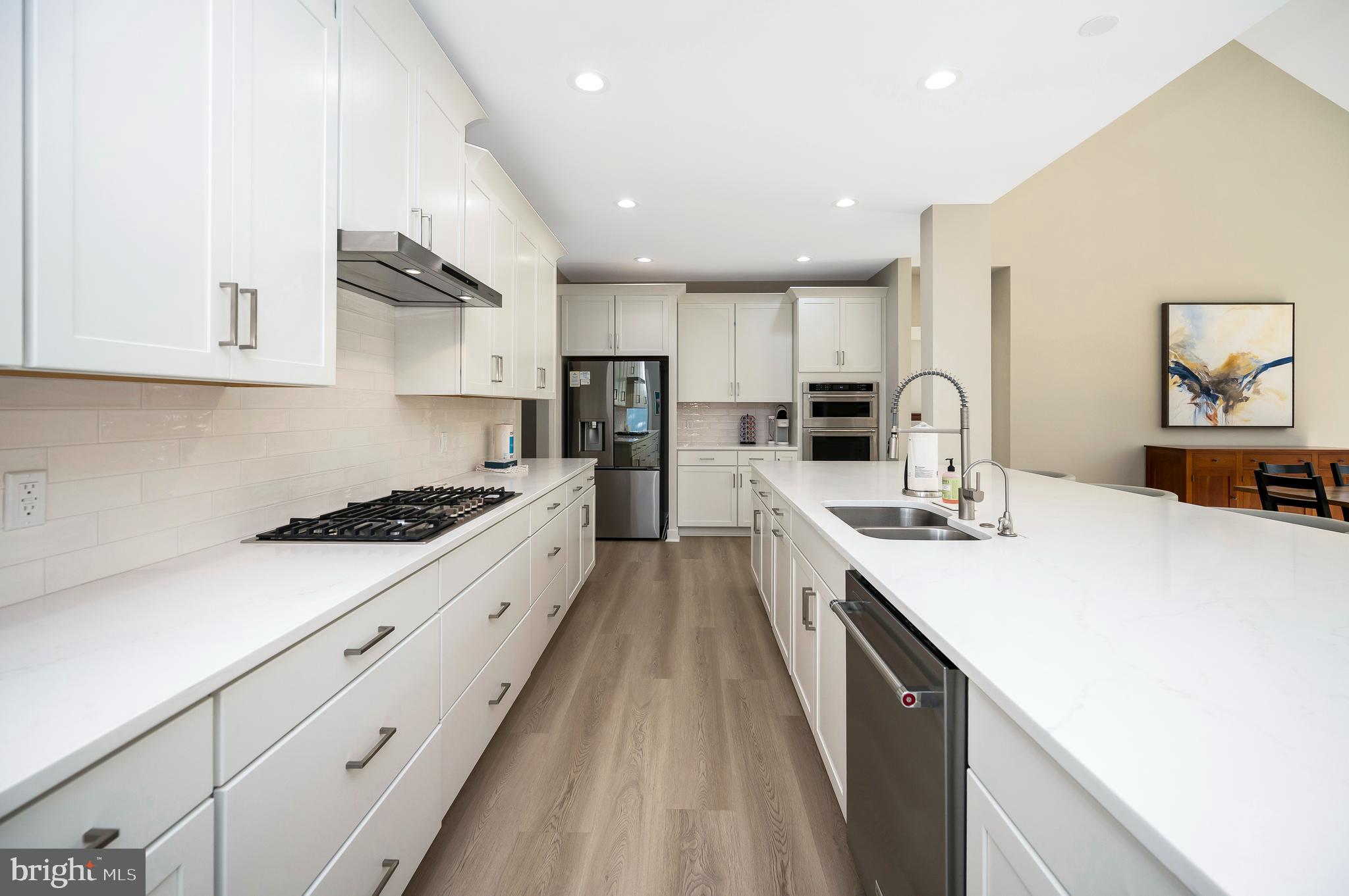 ROCK ISLAND LANDING - Residential