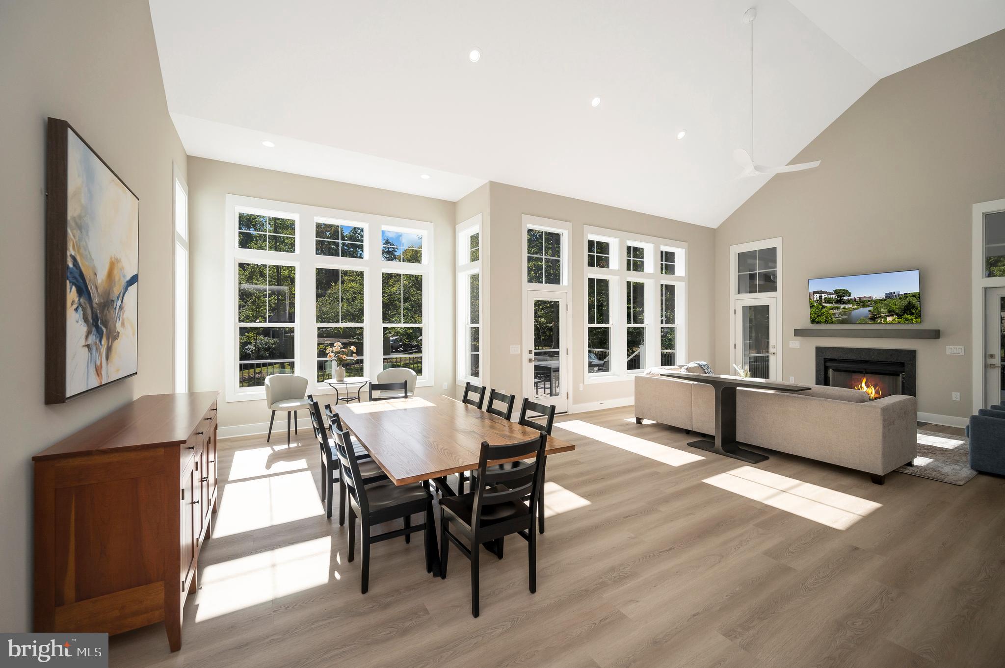 ROCK ISLAND LANDING - Residential