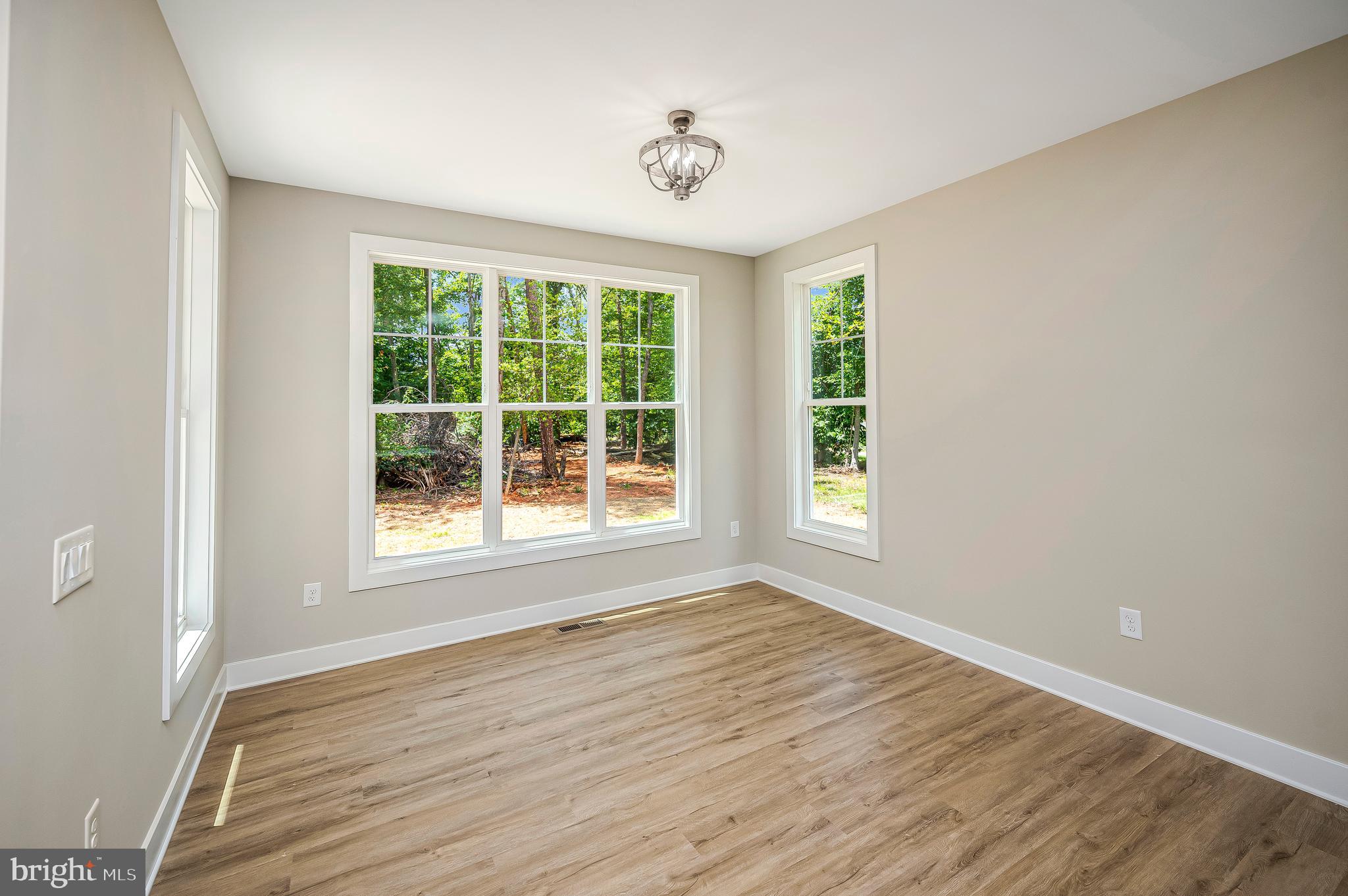 ROCK ISLAND LANDING - Residential