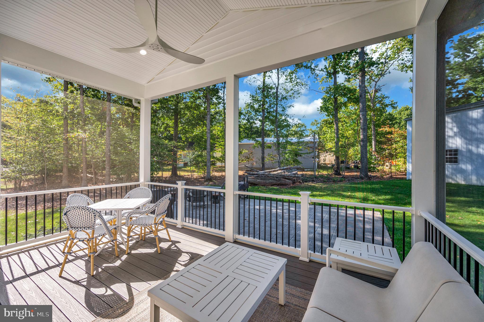 ROCK ISLAND LANDING - Residential