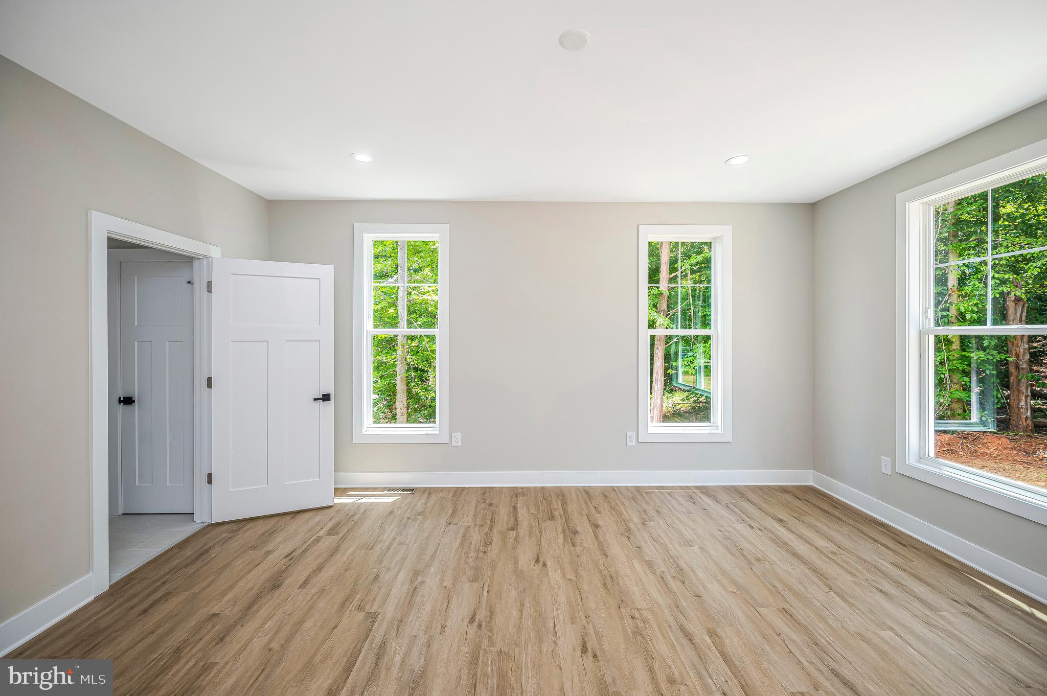 ROCK ISLAND LANDING - Residential