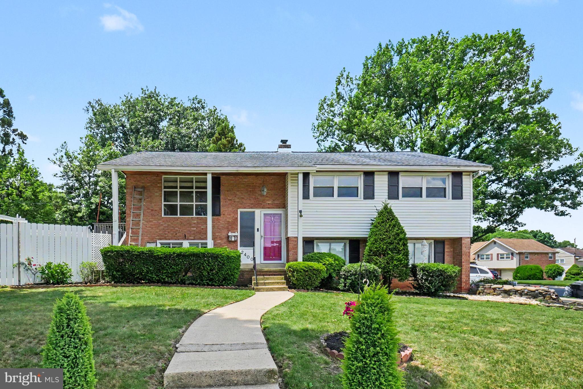 WHITFIELD - Residential