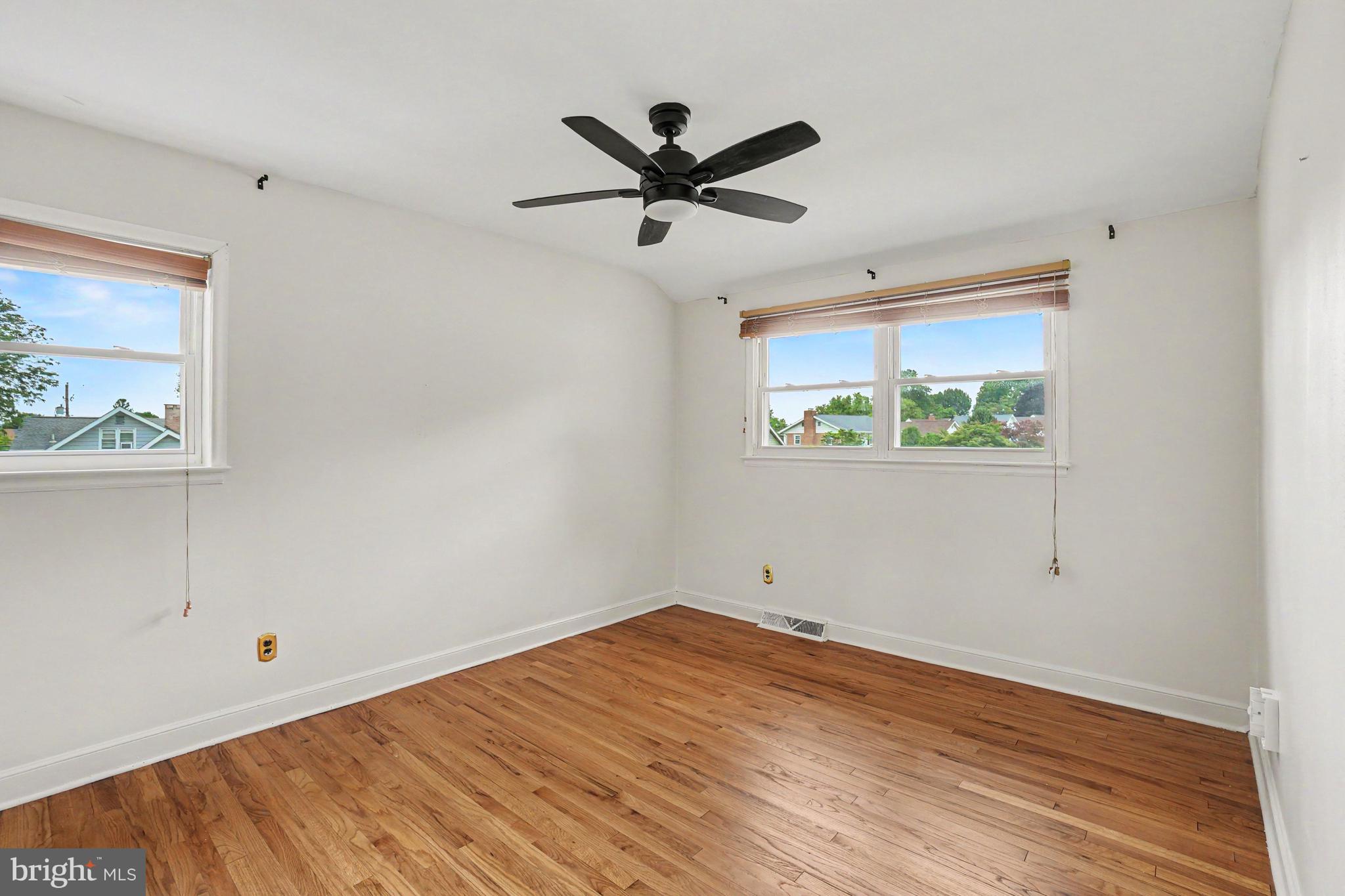 WHITFIELD - Residential