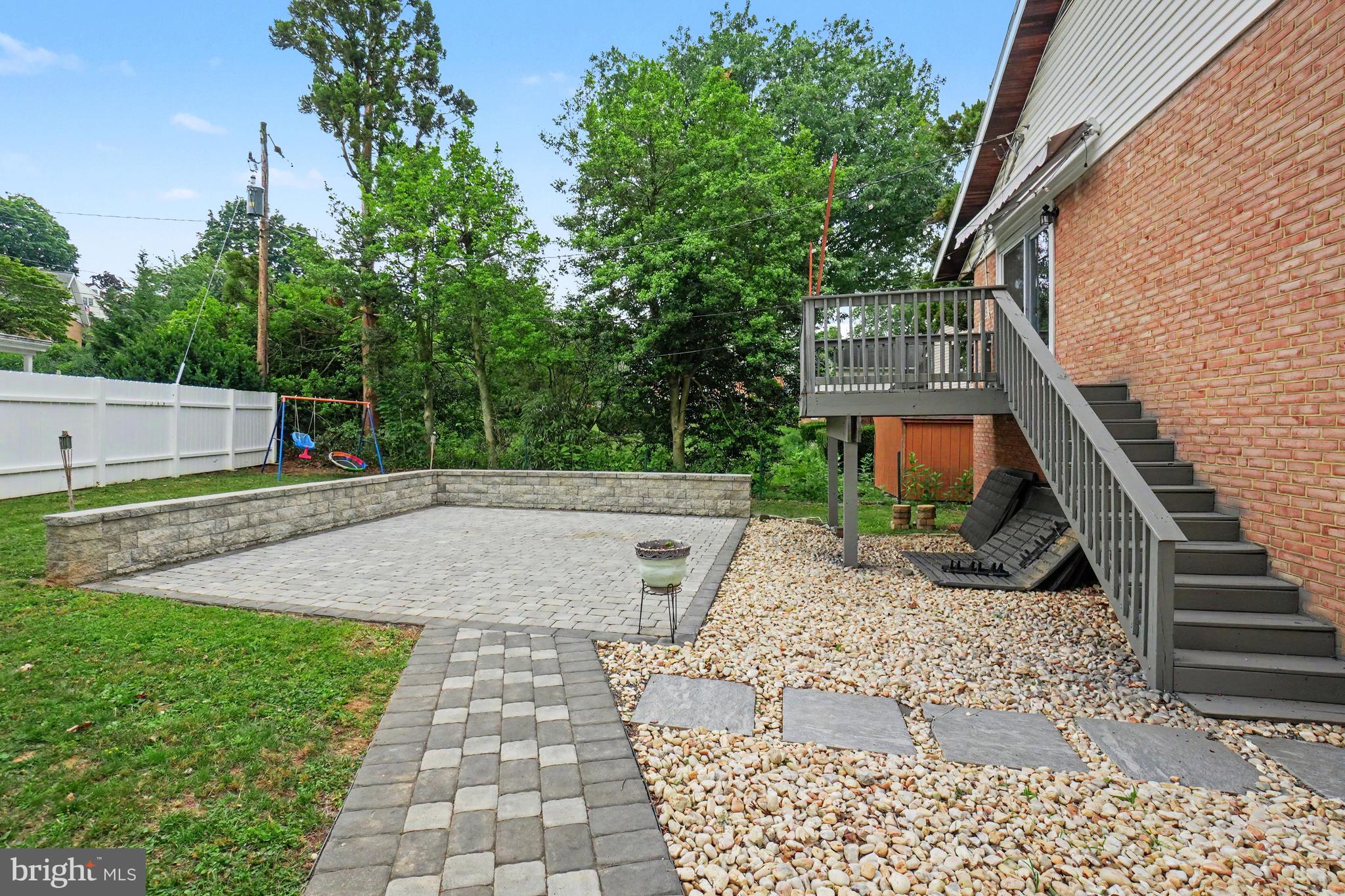 WHITFIELD - Residential