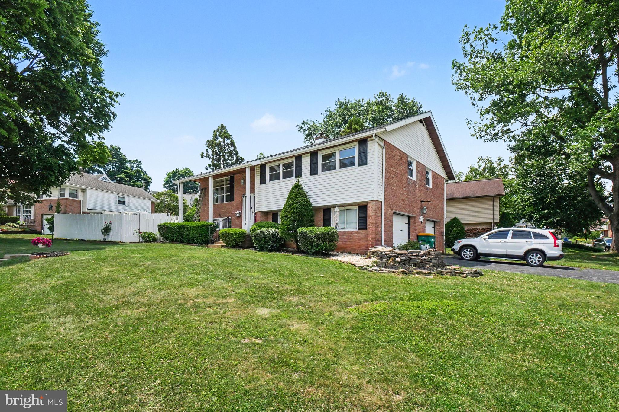 WHITFIELD - Residential
