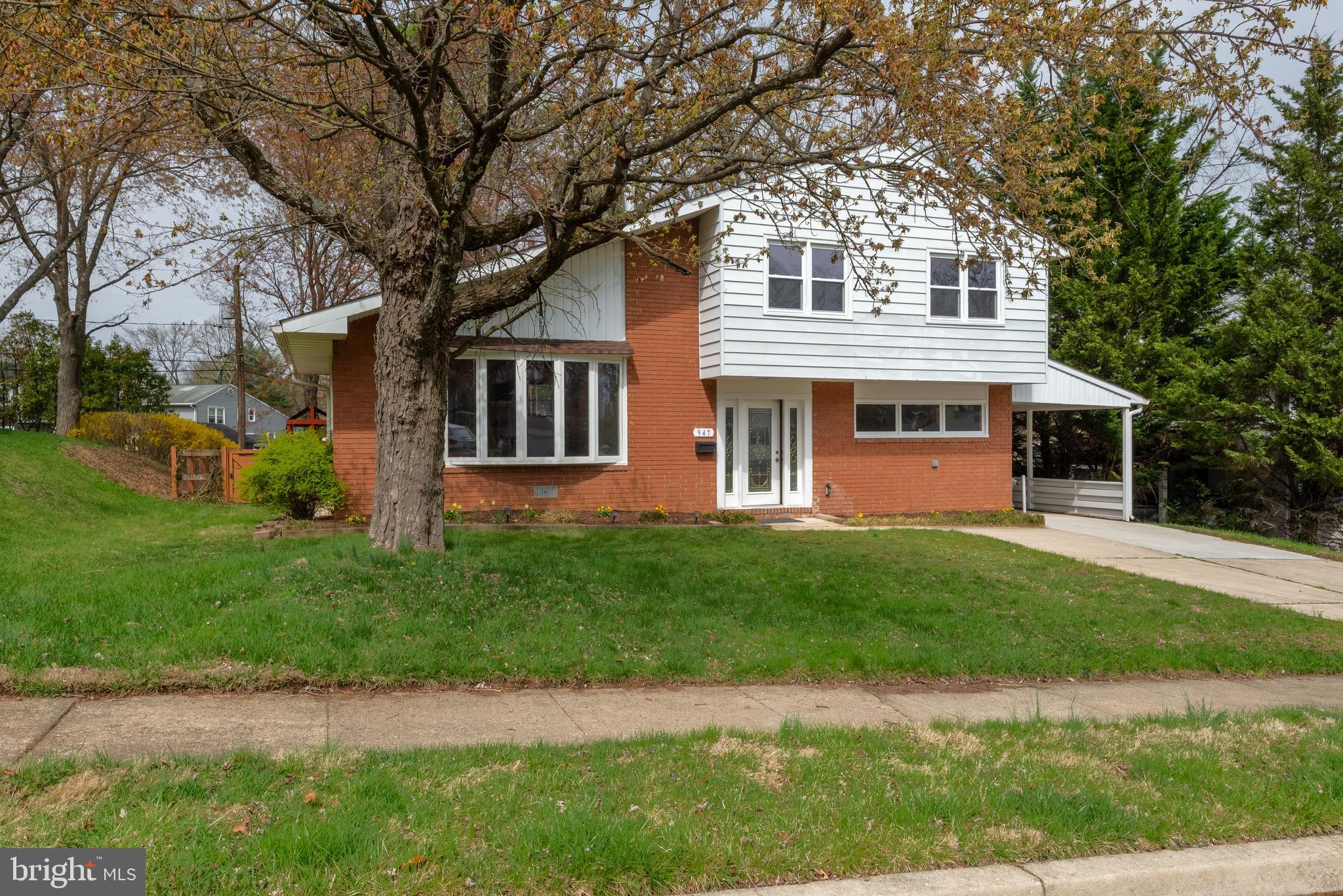 Welcome Home to 947 Beaverbank Circle in the sought-after community of Cromwell Valley in Towson! 
When you move into this comfortable home, you will find yourself in a well-appointed 4 Bedroom plus Office / Den (or potential 5th Bedroom) with separate outside entrance, 2 full Bathroom, approx. 2,400 sq. ft. home in a serene friendly neighborhood! 

This charmer features abundant sunlight & greenspace views from a nicely laid out main floor flowing smoothly around the open design Kitchen, Dining Room and bay-windowed Living Room with soaring cathedral ceilings and fireplace, and gleaming hardwood floors throughout. 

This freshly painted (2025) luxury home was recently renovated (2018-25) including a gourmet Kitchen with stainless steel appliances (2024) featuring granite counter tops, Cherrywood 42” cabinets and a center island with eating counter. 

A large back deck (2018) flowing to the spacious, level & fenced backyard with play structures has easy access off the Kitchen / Dining Room, and is all ready for your next BBQ, crab feast or for relaxing to the peaceful West-facing view and colorful sunsets. 

The top floor Primary Bedroom includes a walk-in closet with natural light and a second closet. The top floor also features a full Bathroom with marble vanity top & dual sinks, and 2 nice-size secondary bedrooms.  The home’s lower level was fully finished to create a spacious Family / Recreation Room, a 4th bedroom, an Office / Den with private outside entrance and a 2nd Full Bathroom.

The spacious Laundry / Utility Room features front-loading washer & dryer (2023), laundry sink, shelving and extra storage.  The HVAC and hot water heater (both 2024) are natural gas. All the windows were upgraded to double-pane, vinyl-clad (2018).  The roof has been upgraded to architectural asphalt shingle (2018).

Living in Cromwell Valley, you are convenient to everything, from nearby major commuter routes to downtown Towson with all its family activities, great local restaurants, abundant shopping & fun entertainment.  So take advantage of this rare opportunity to enjoy a unique home in a well-located friendly community.  Welcome Home to 947 Beaverbank Circle in the Cromwell Valley neighborhood of Towson!