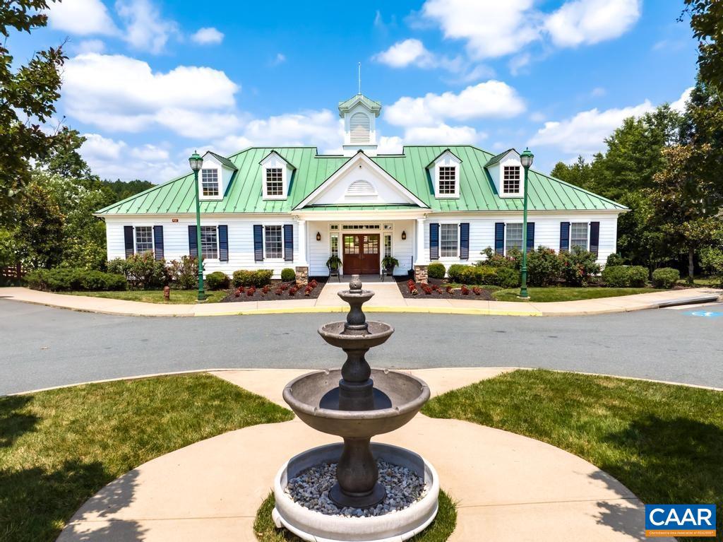 SPRING CREEK - Residential