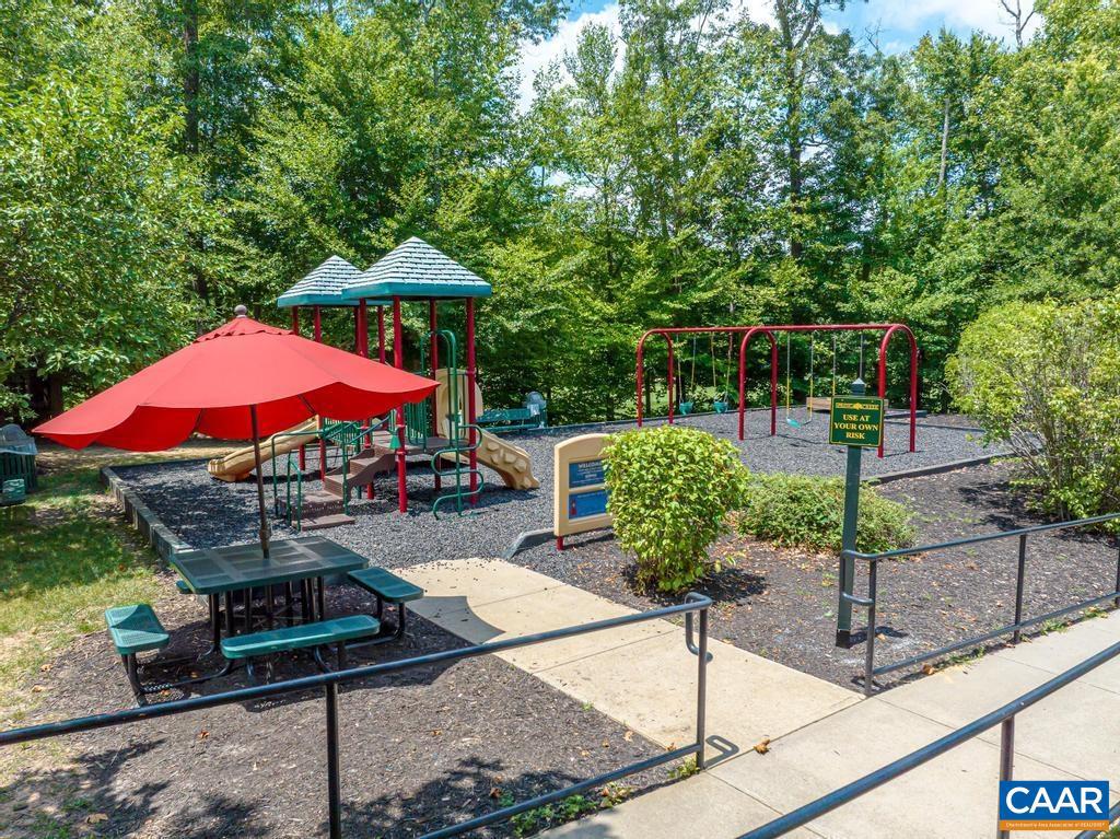 SPRING CREEK - Residential