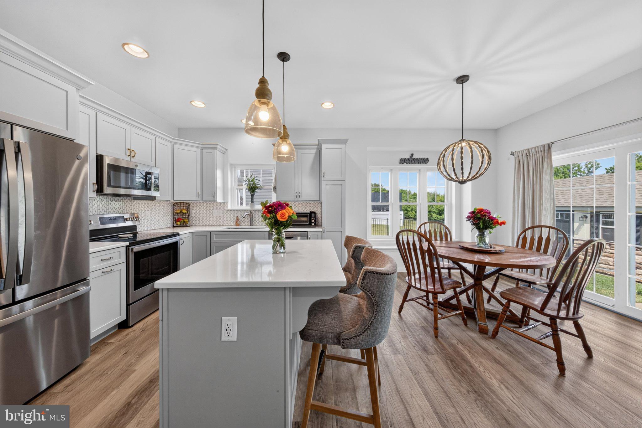 PINE VIEW ESTATES - Residential