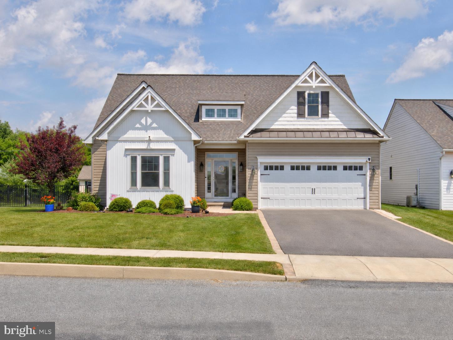 PINE VIEW ESTATES - Residential