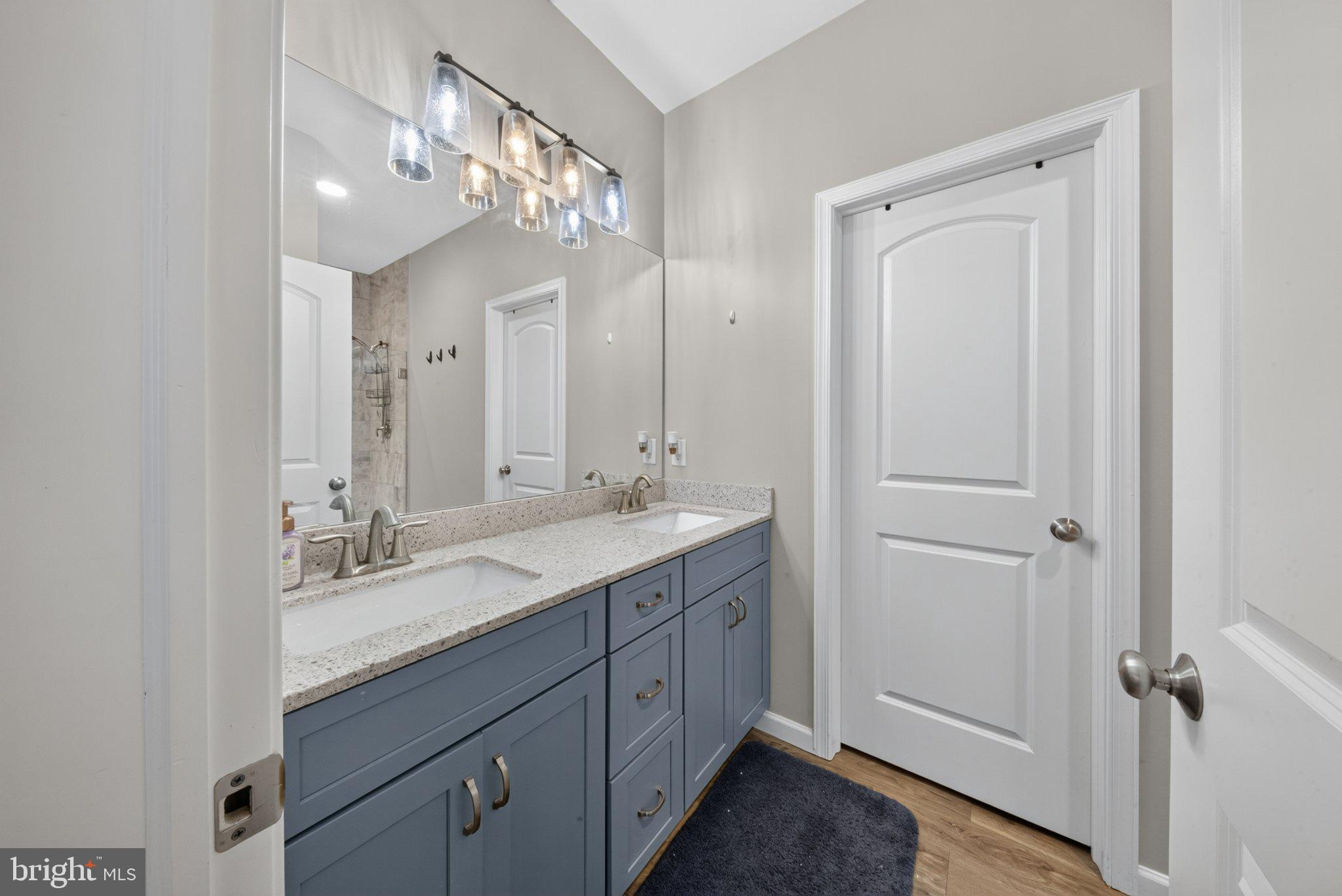 PINE VIEW ESTATES - Residential