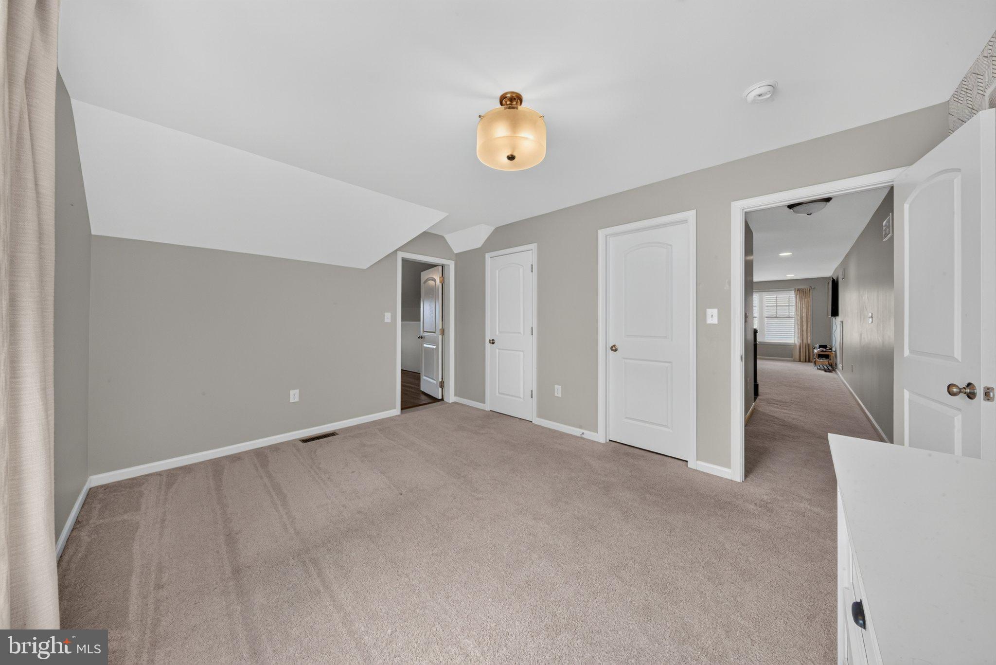 PINE VIEW ESTATES - Residential