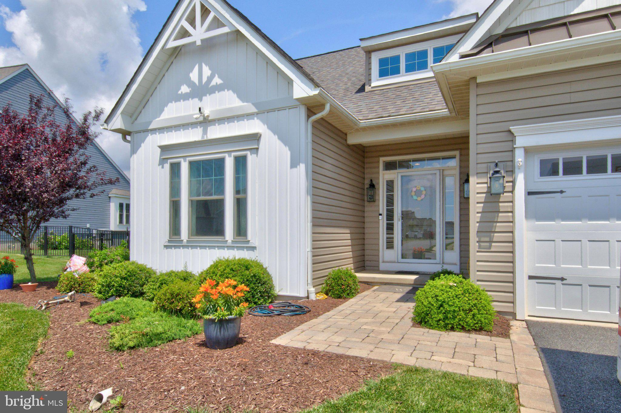 PINE VIEW ESTATES - Residential