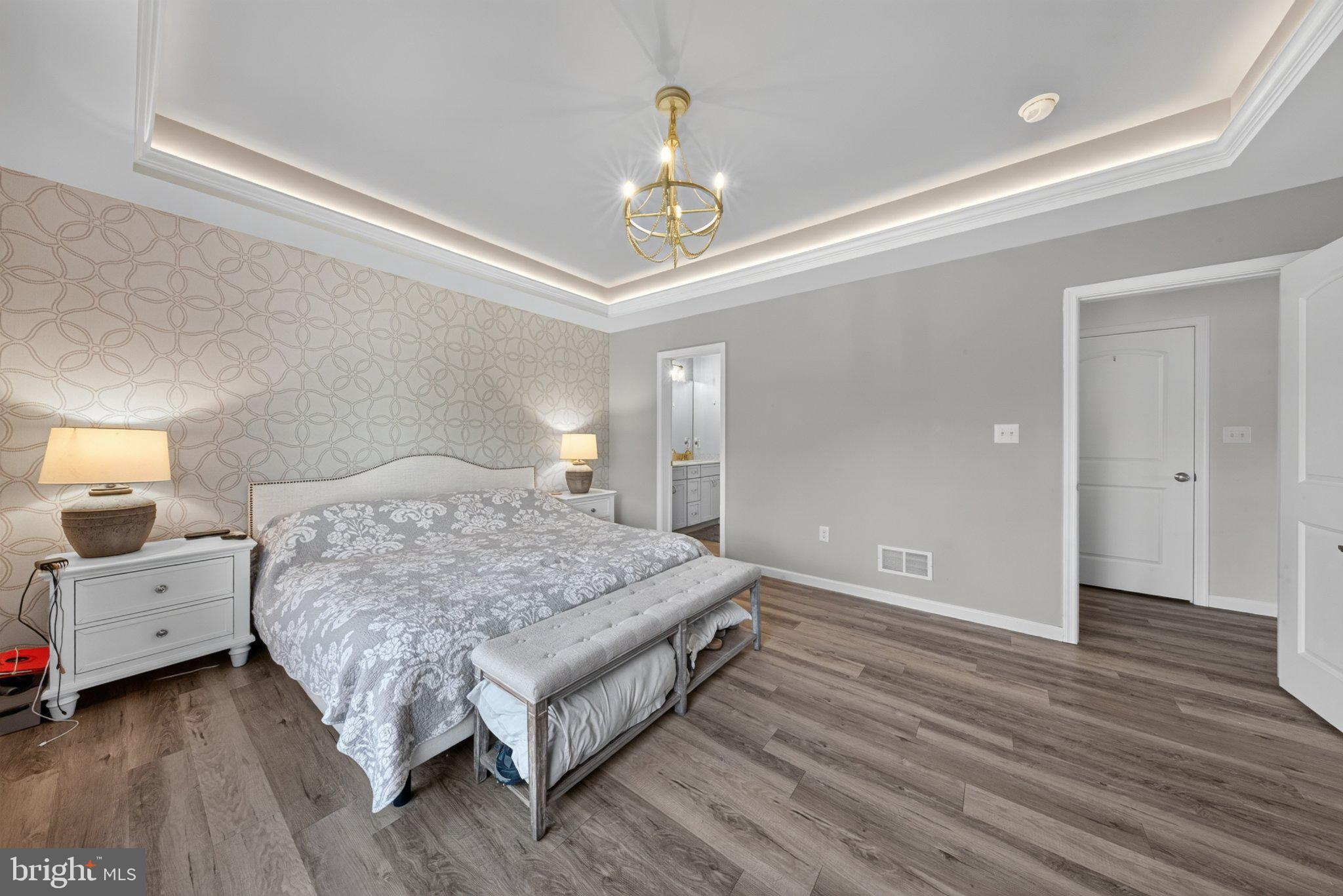 PINE VIEW ESTATES - Residential