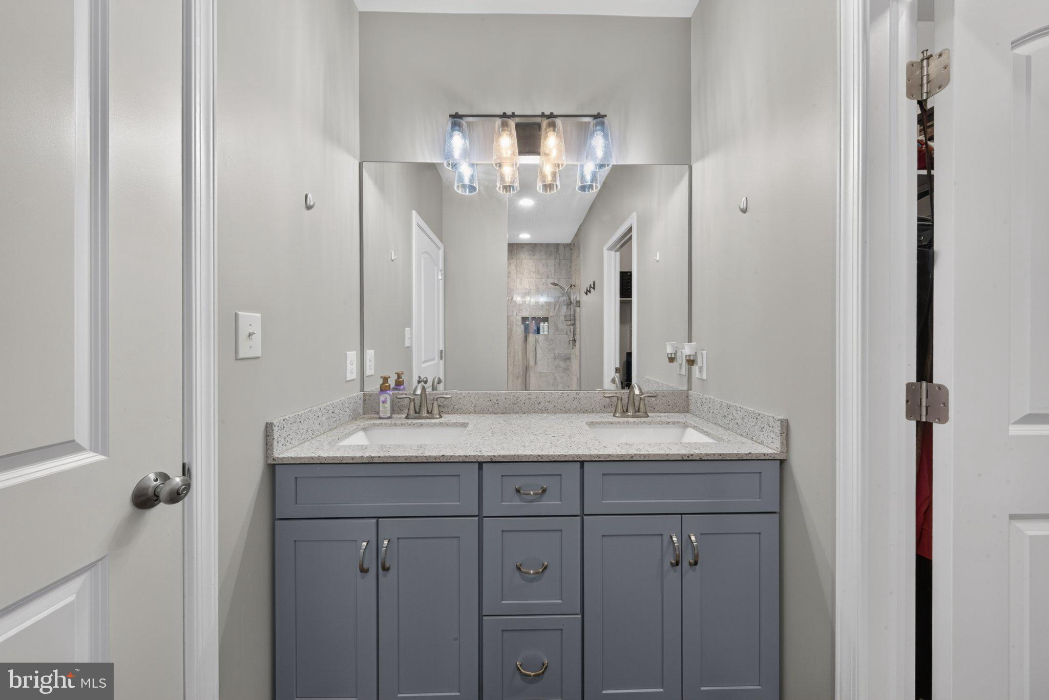 PINE VIEW ESTATES - Residential
