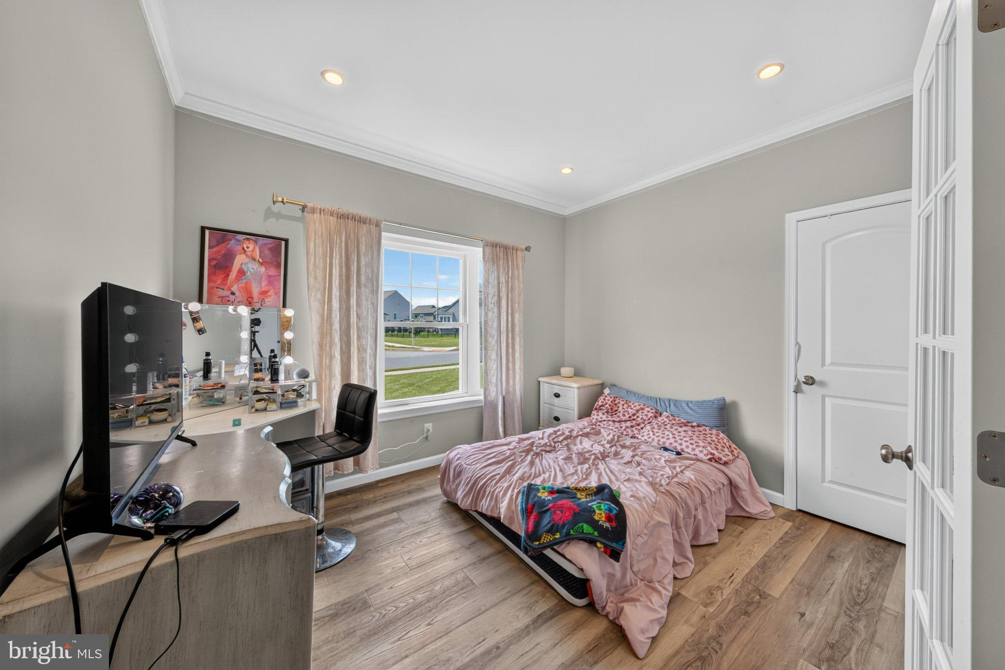 PINE VIEW ESTATES - Residential