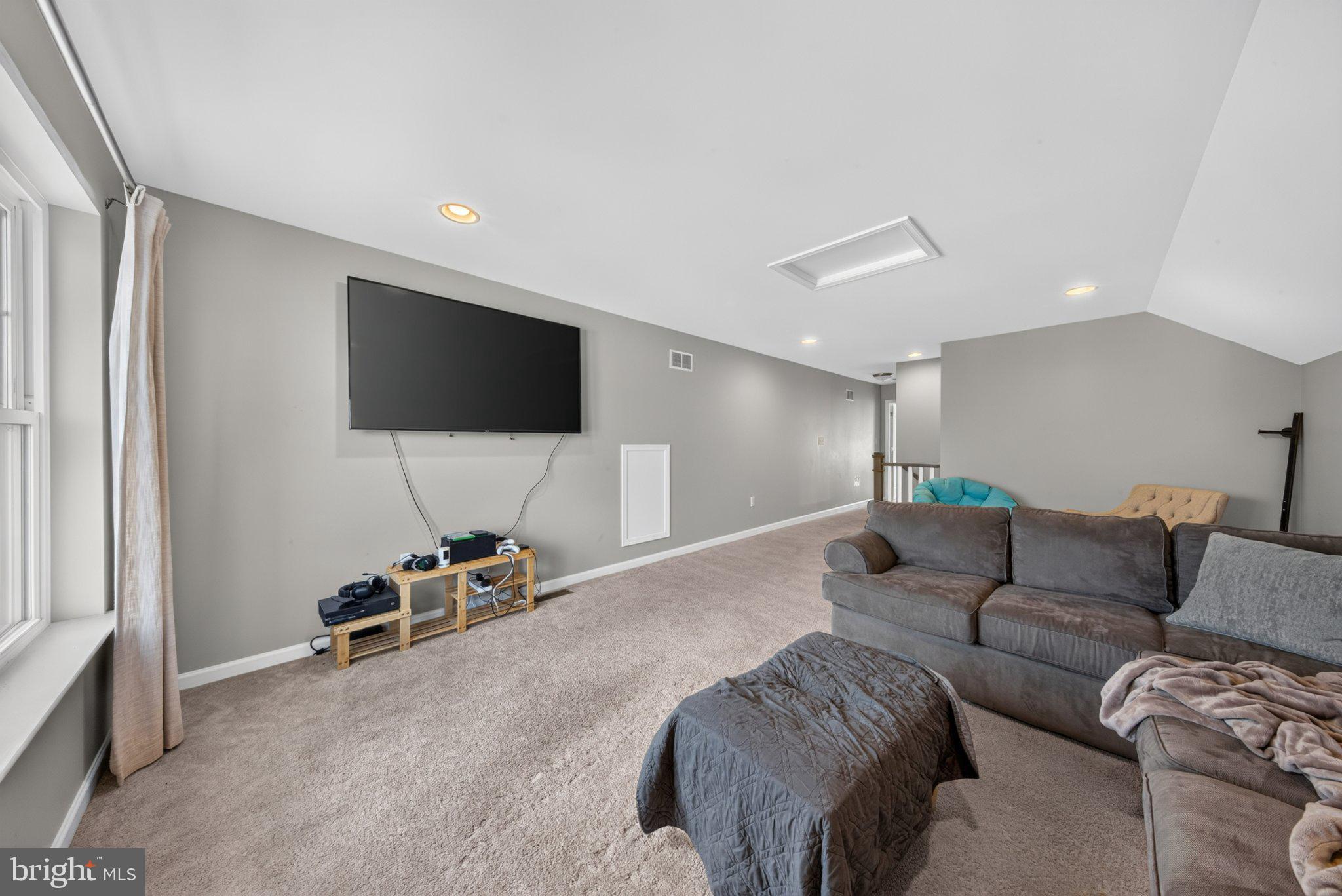 PINE VIEW ESTATES - Residential