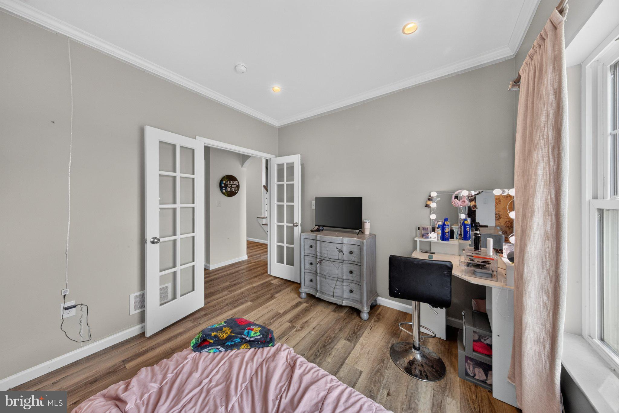 PINE VIEW ESTATES - Residential