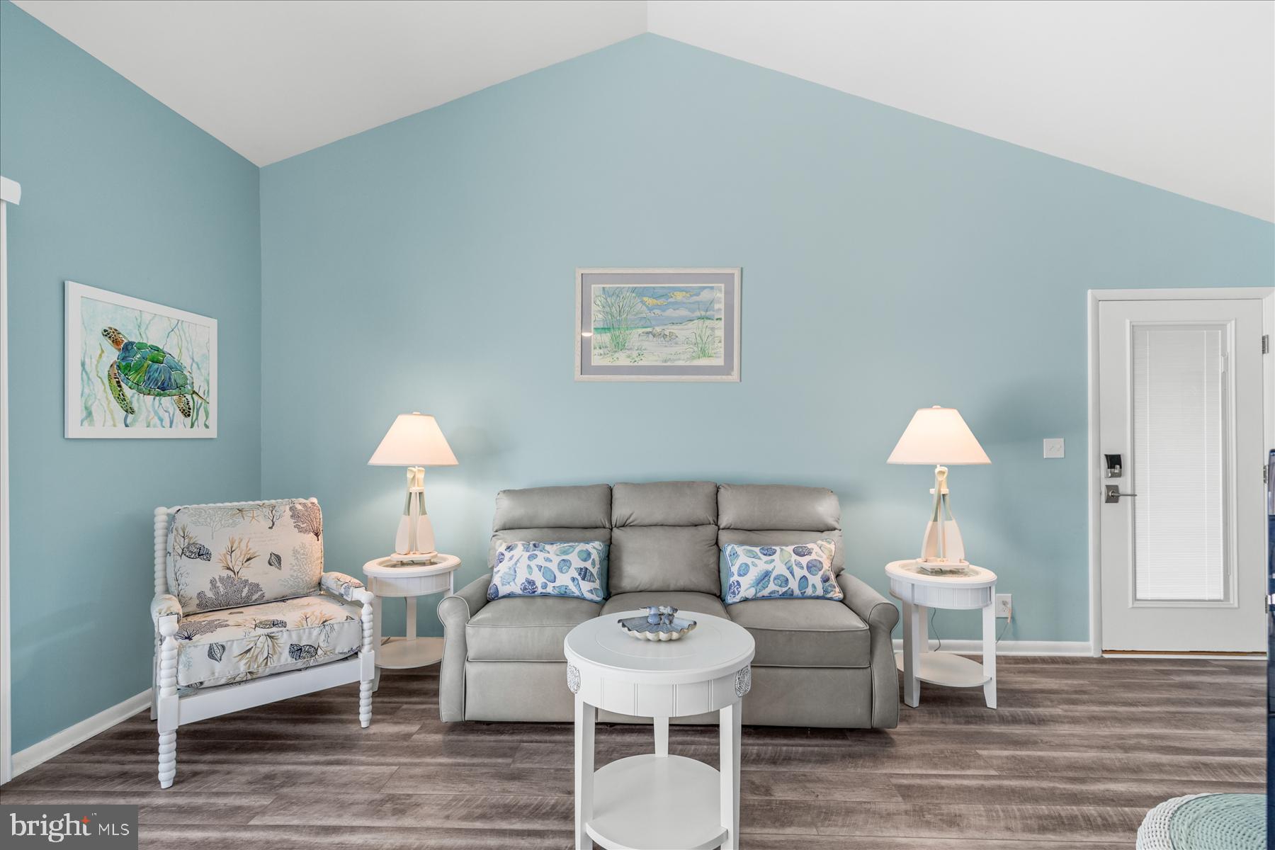 SEA COLONY WEST - Residential