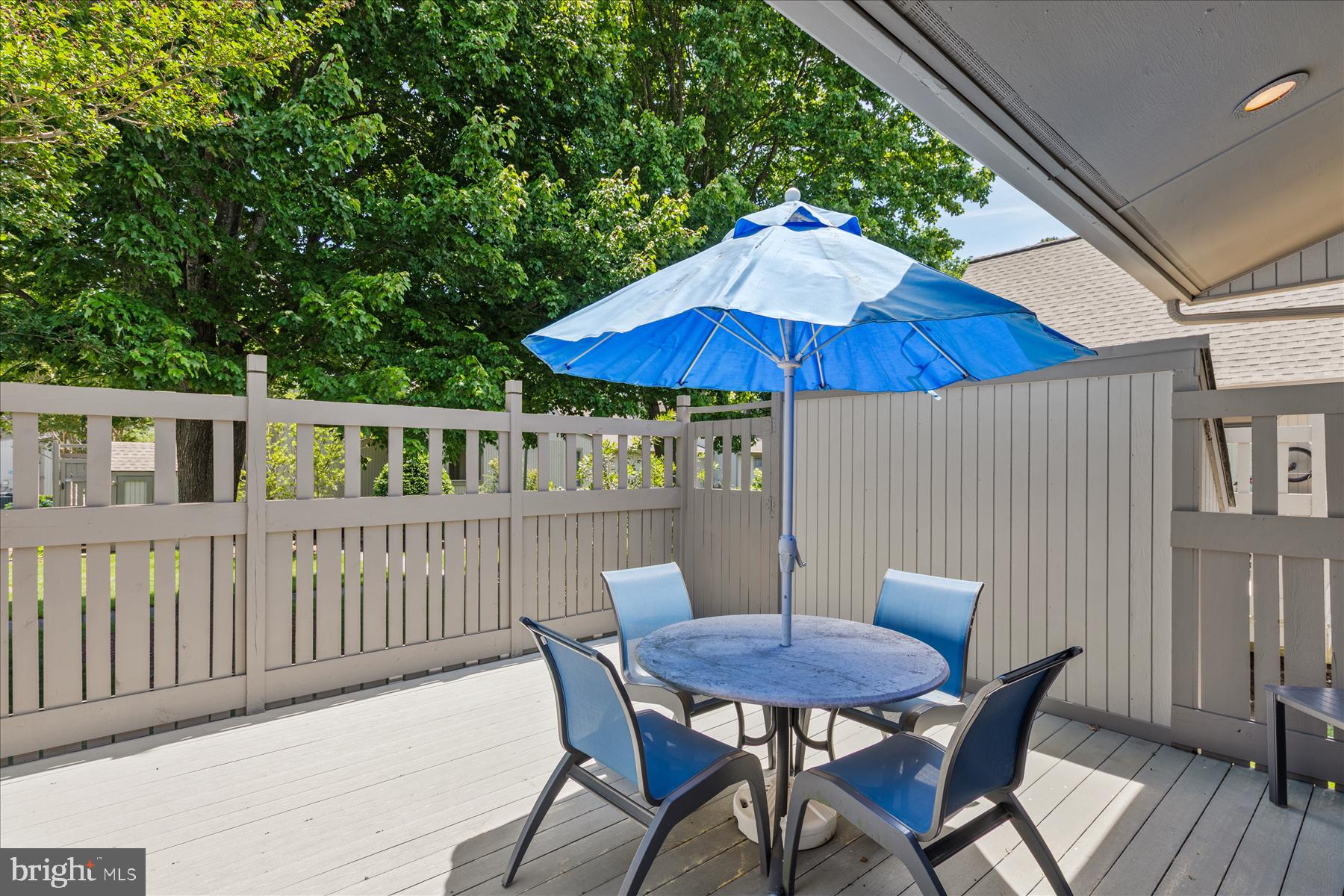 SEA COLONY WEST - Residential