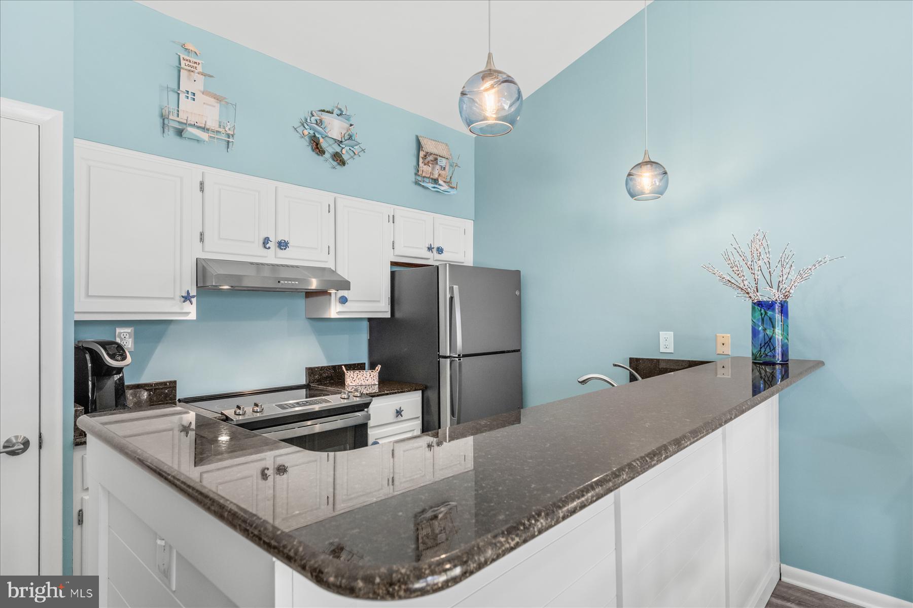 SEA COLONY WEST - Residential