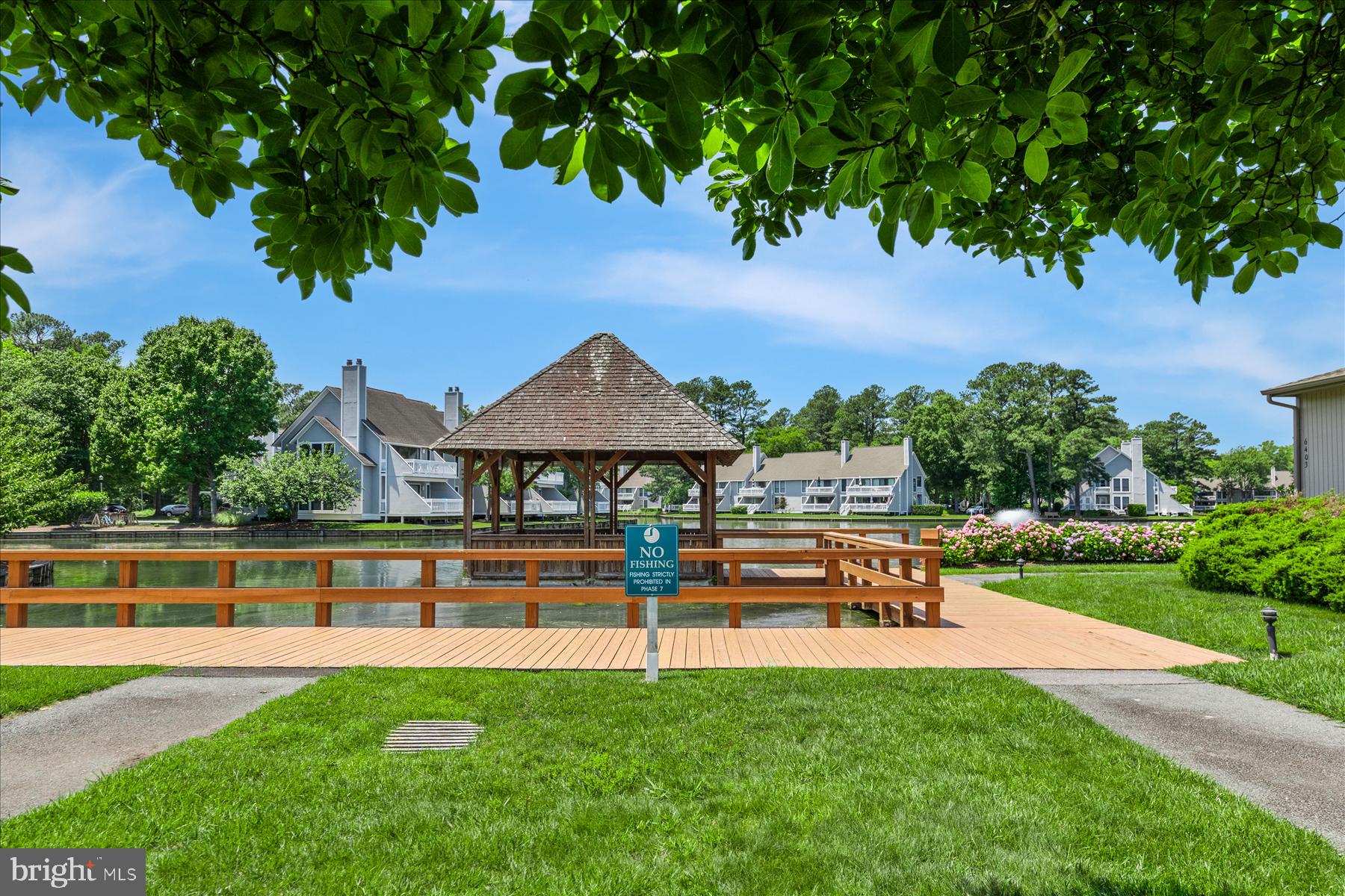 SEA COLONY WEST - Residential