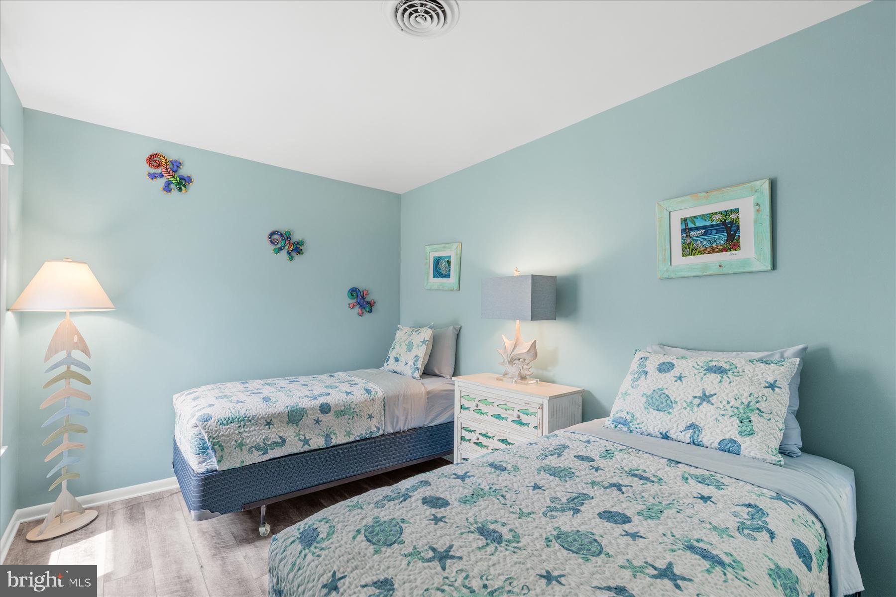 SEA COLONY WEST - Residential