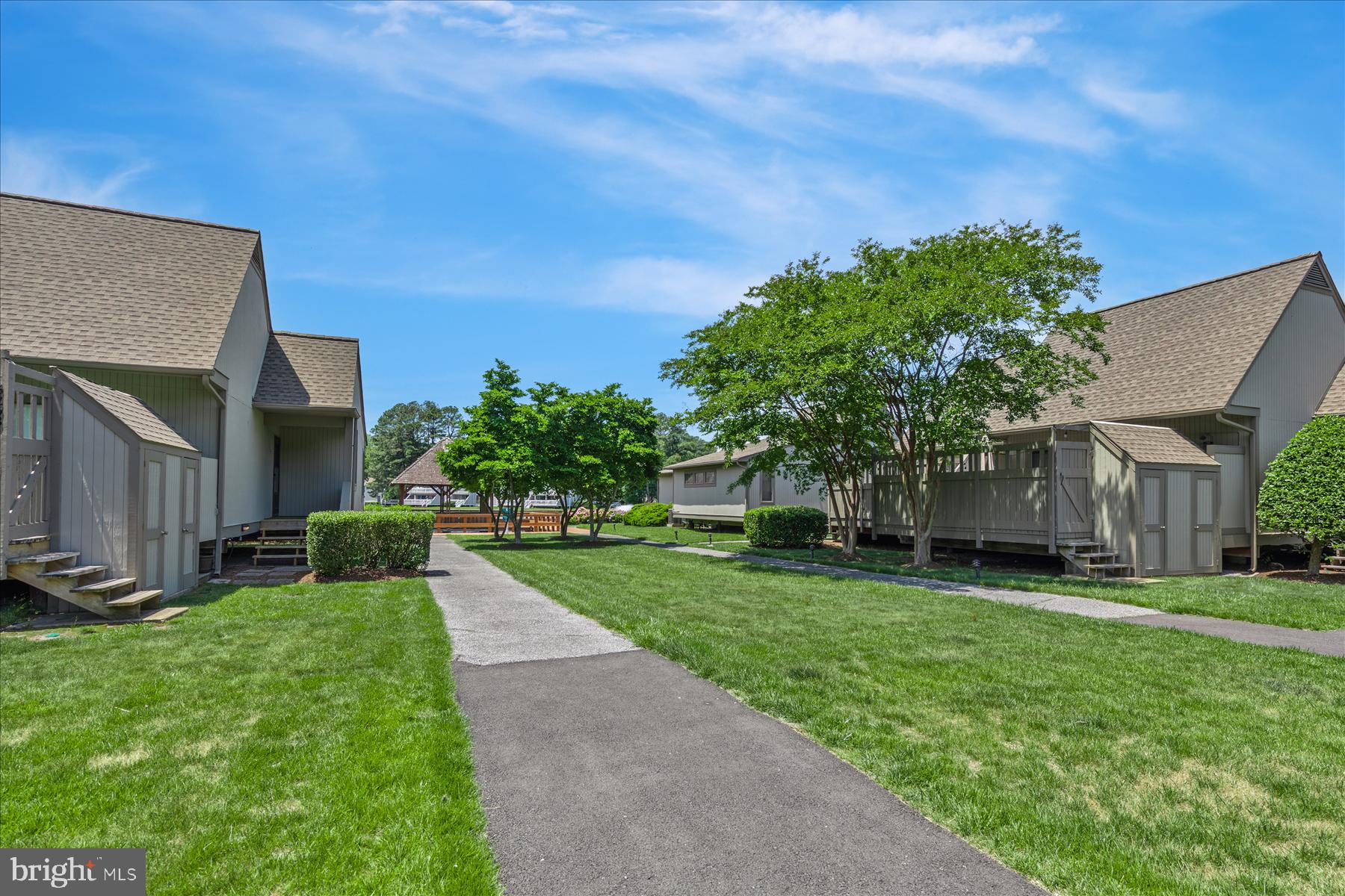 SEA COLONY WEST - Residential