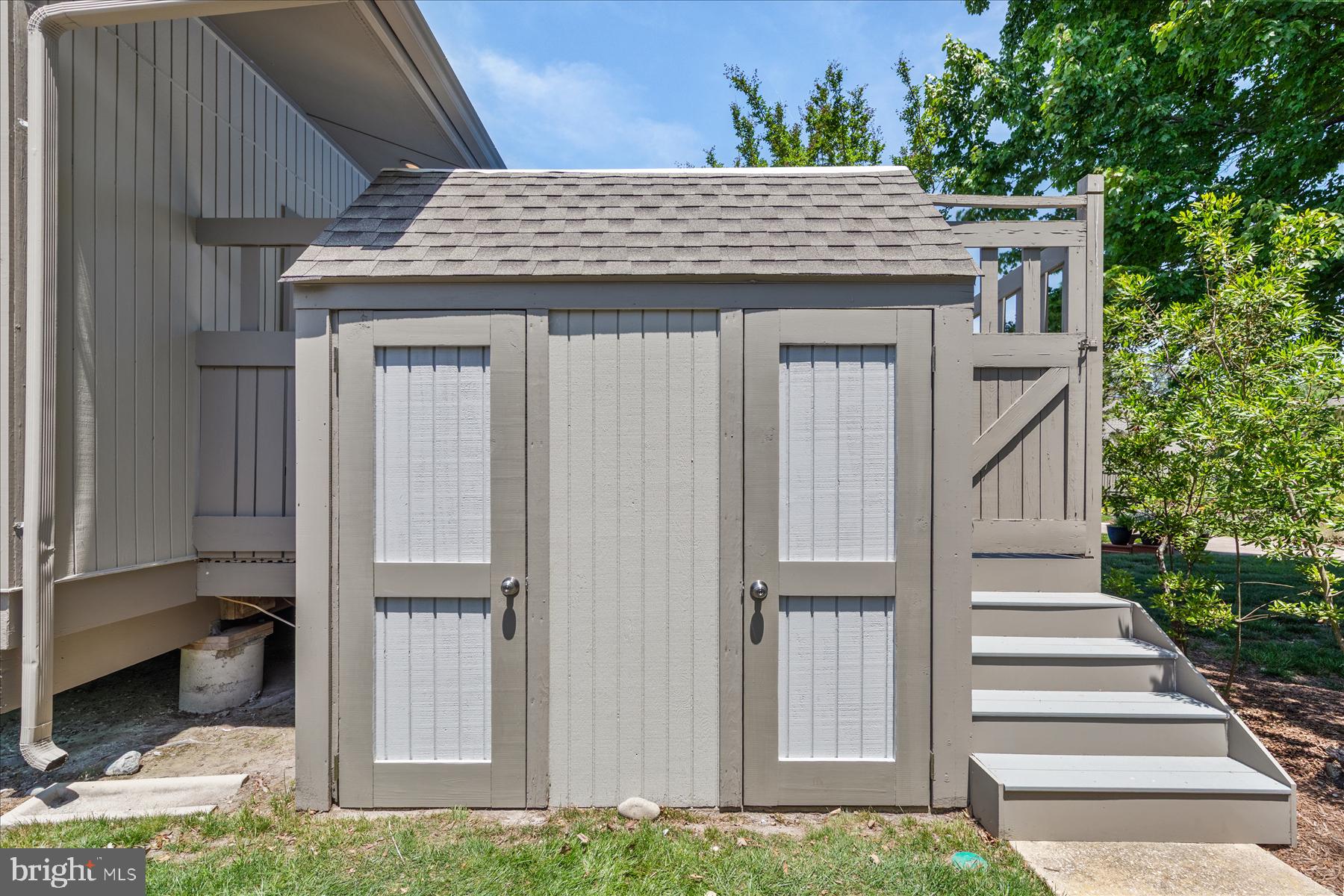 SEA COLONY WEST - Residential