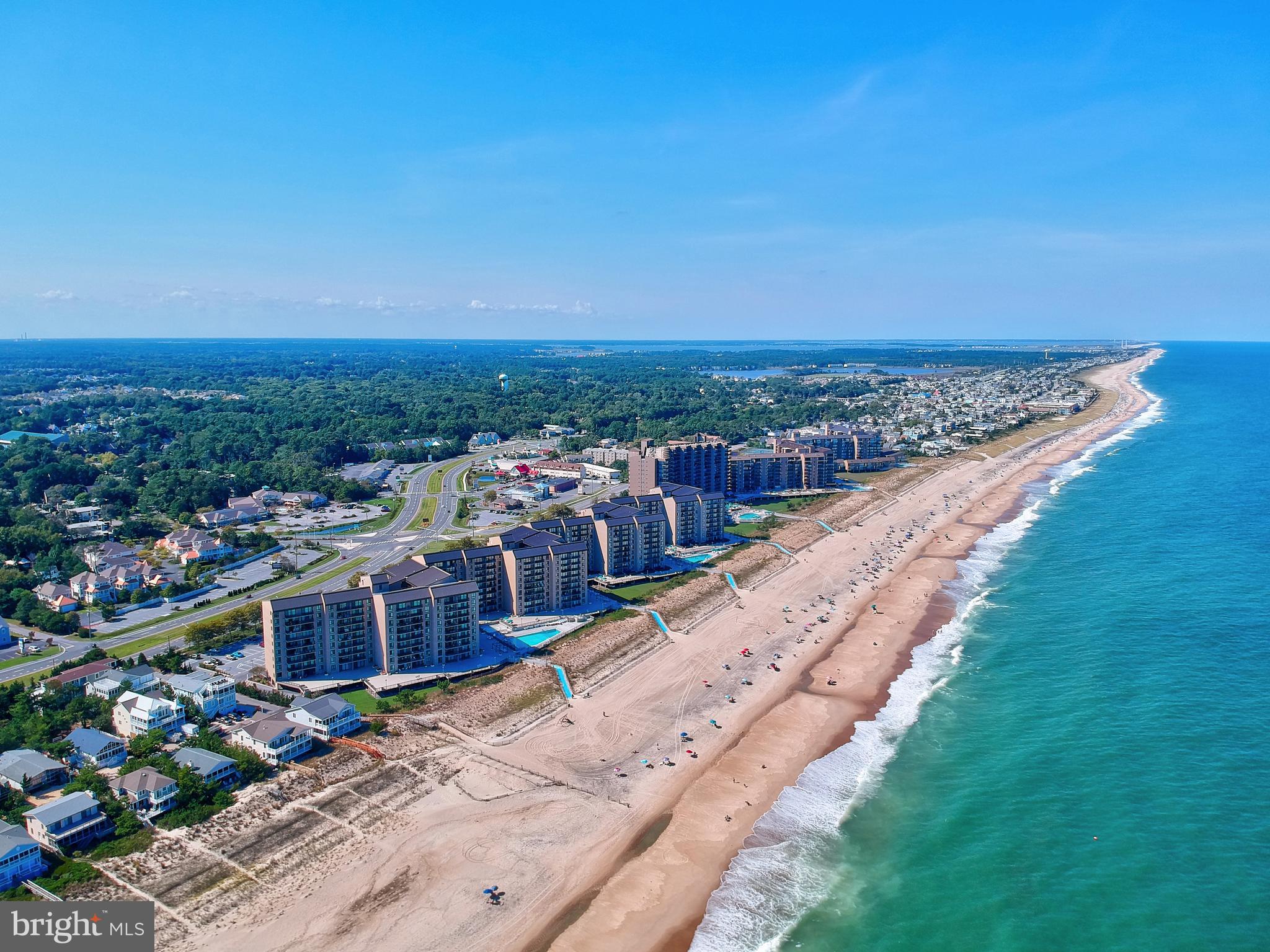 SEA COLONY WEST - Residential