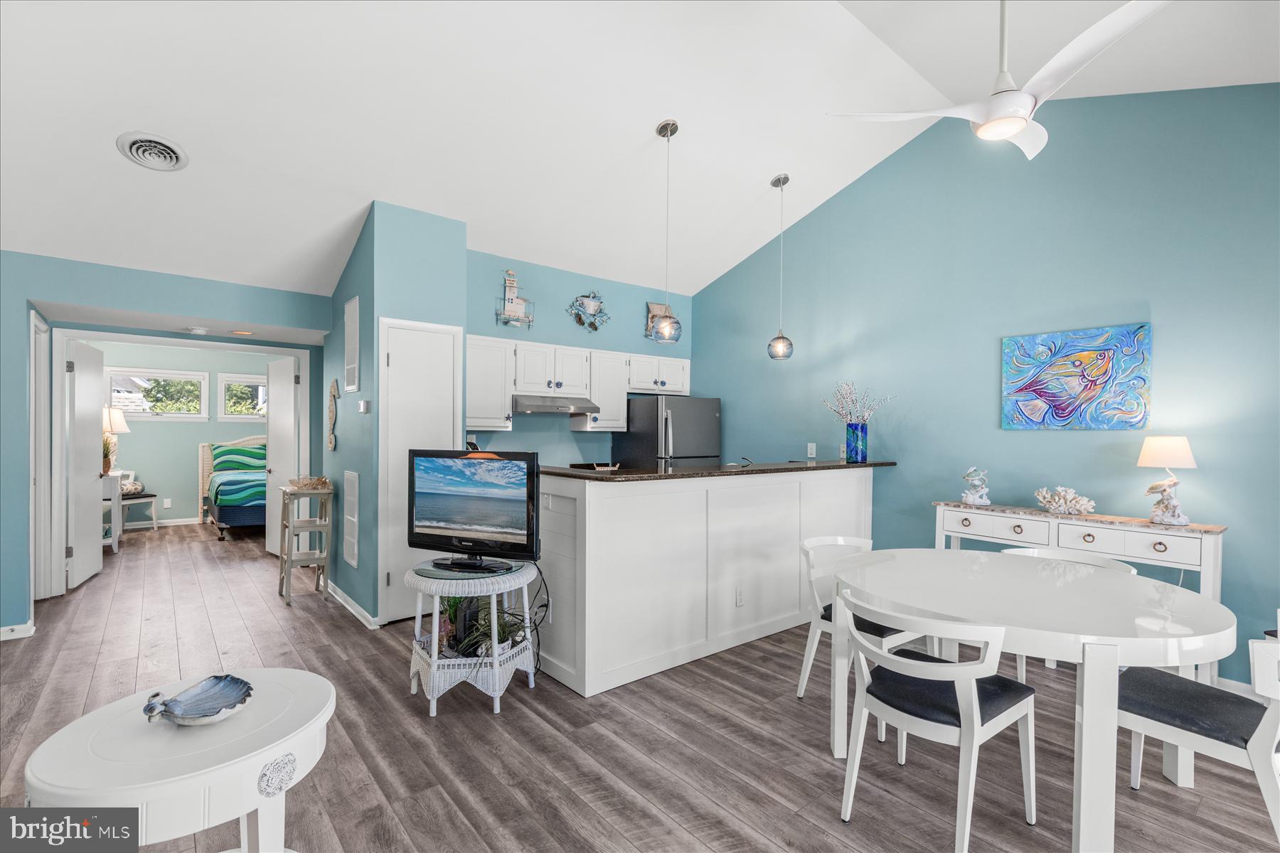 SEA COLONY WEST - Residential