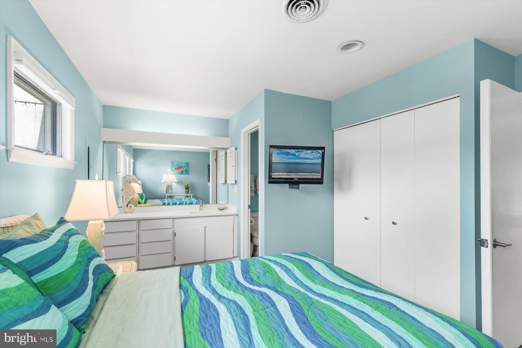SEA COLONY WEST - Residential