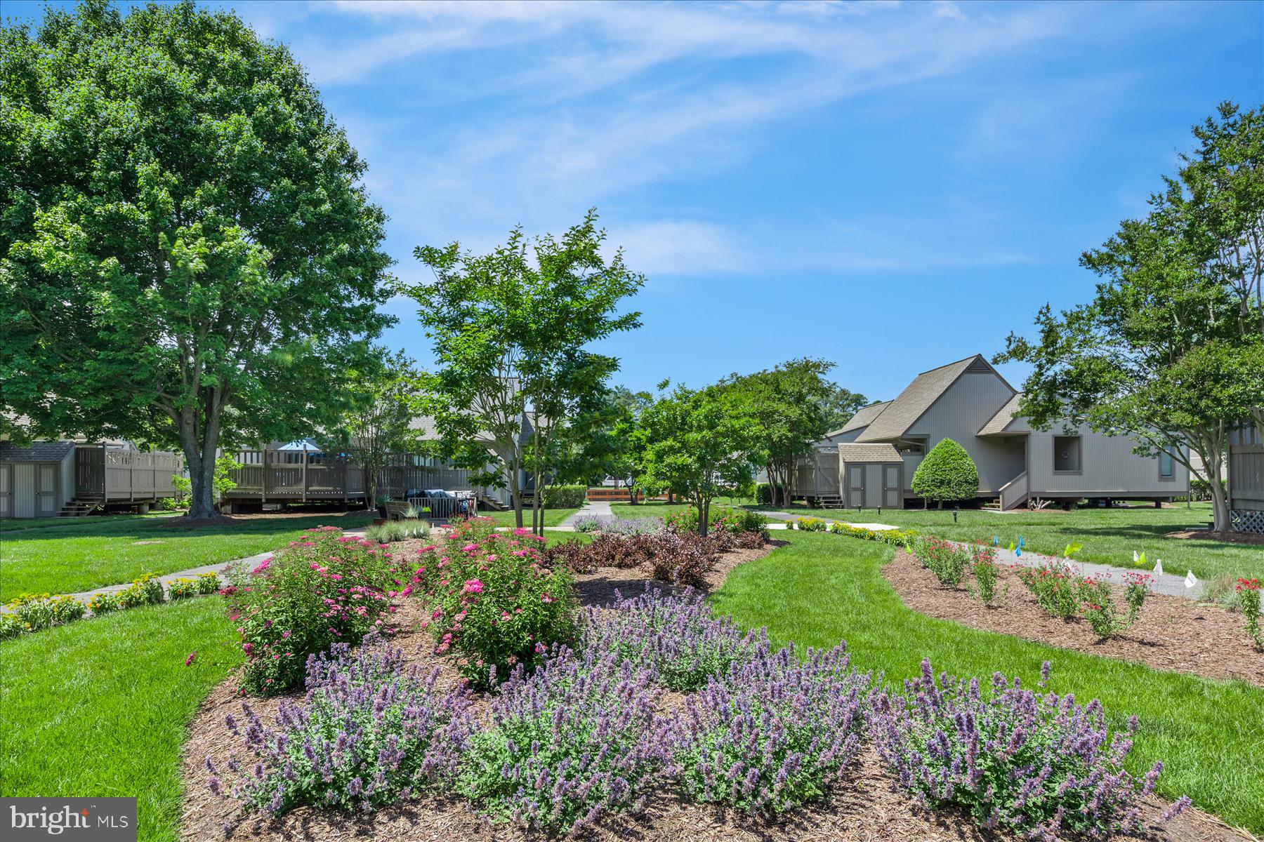 SEA COLONY WEST - Residential