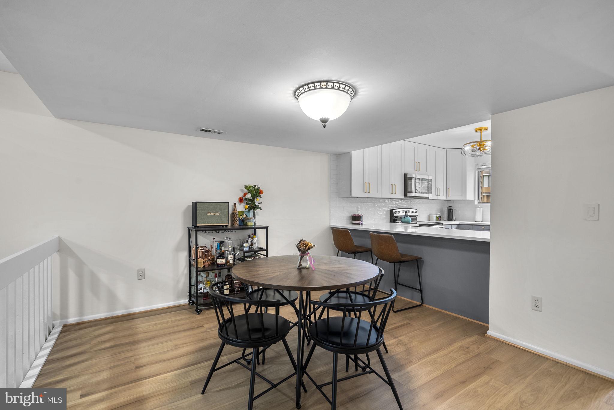 WALNUT RIDGE - Residential