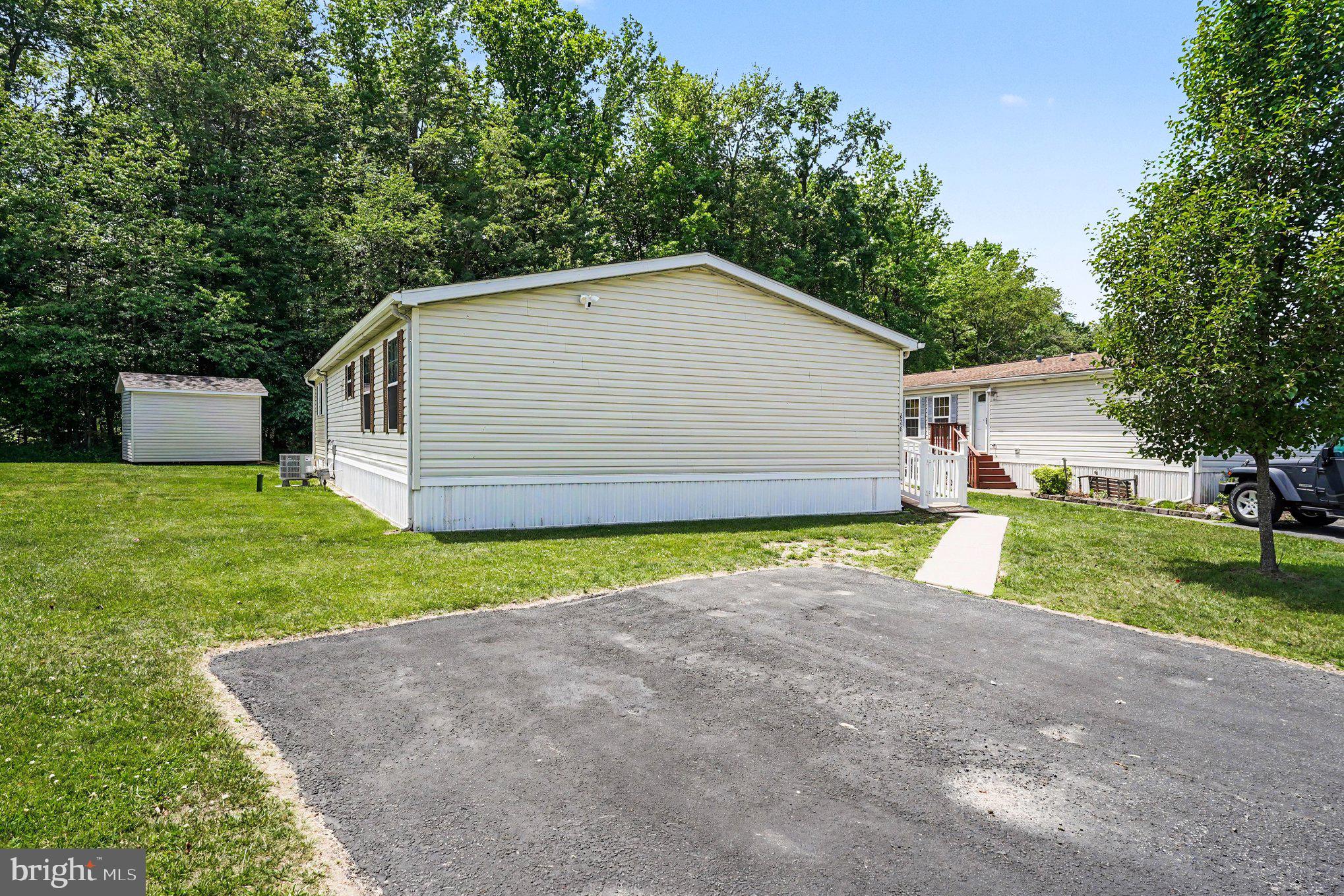 VILLAGE OF CECIL WOODS - Residential