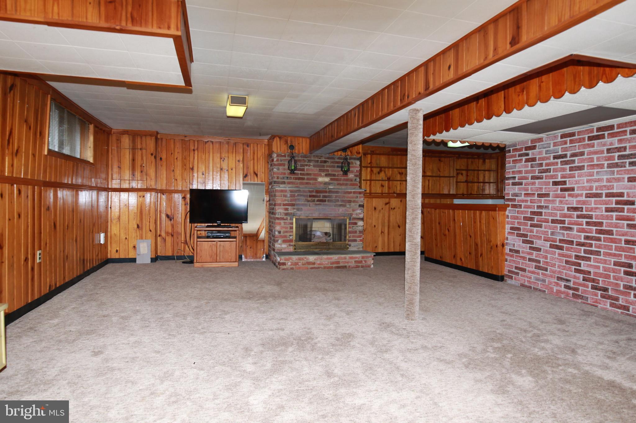 ASPEN HILL PARK - Residential
