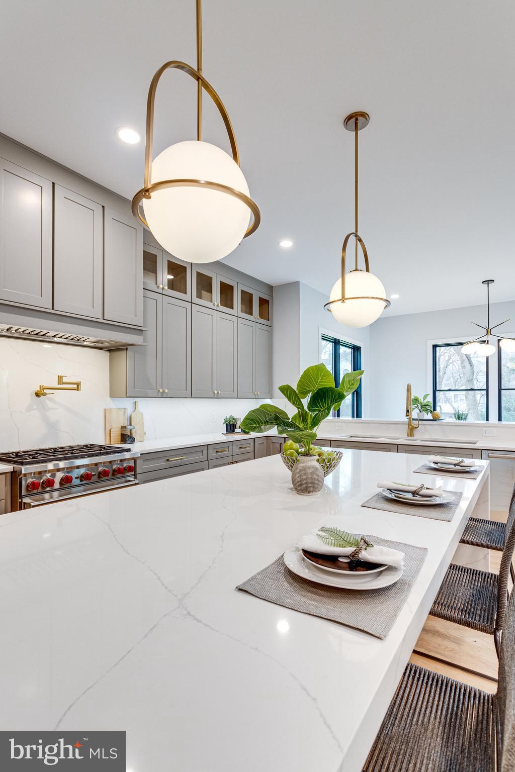 FOXHALL - Residential