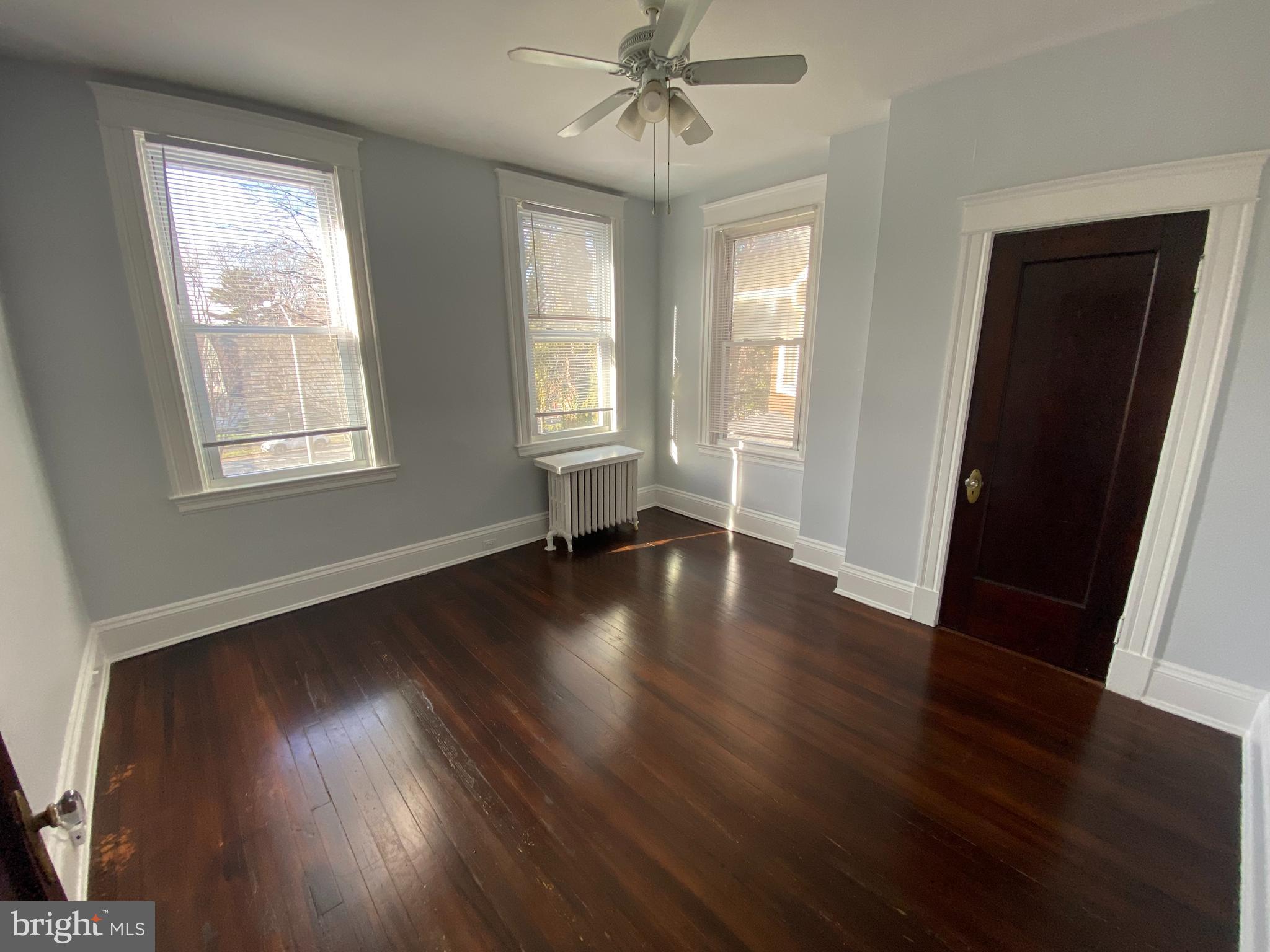ROLAND PARK - Residential Lease