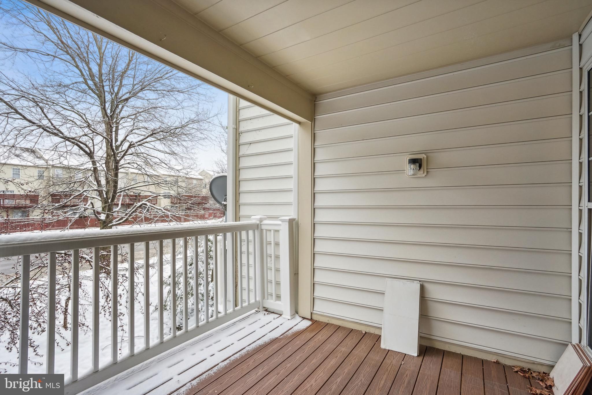 GUNSTON CORNER - Residential